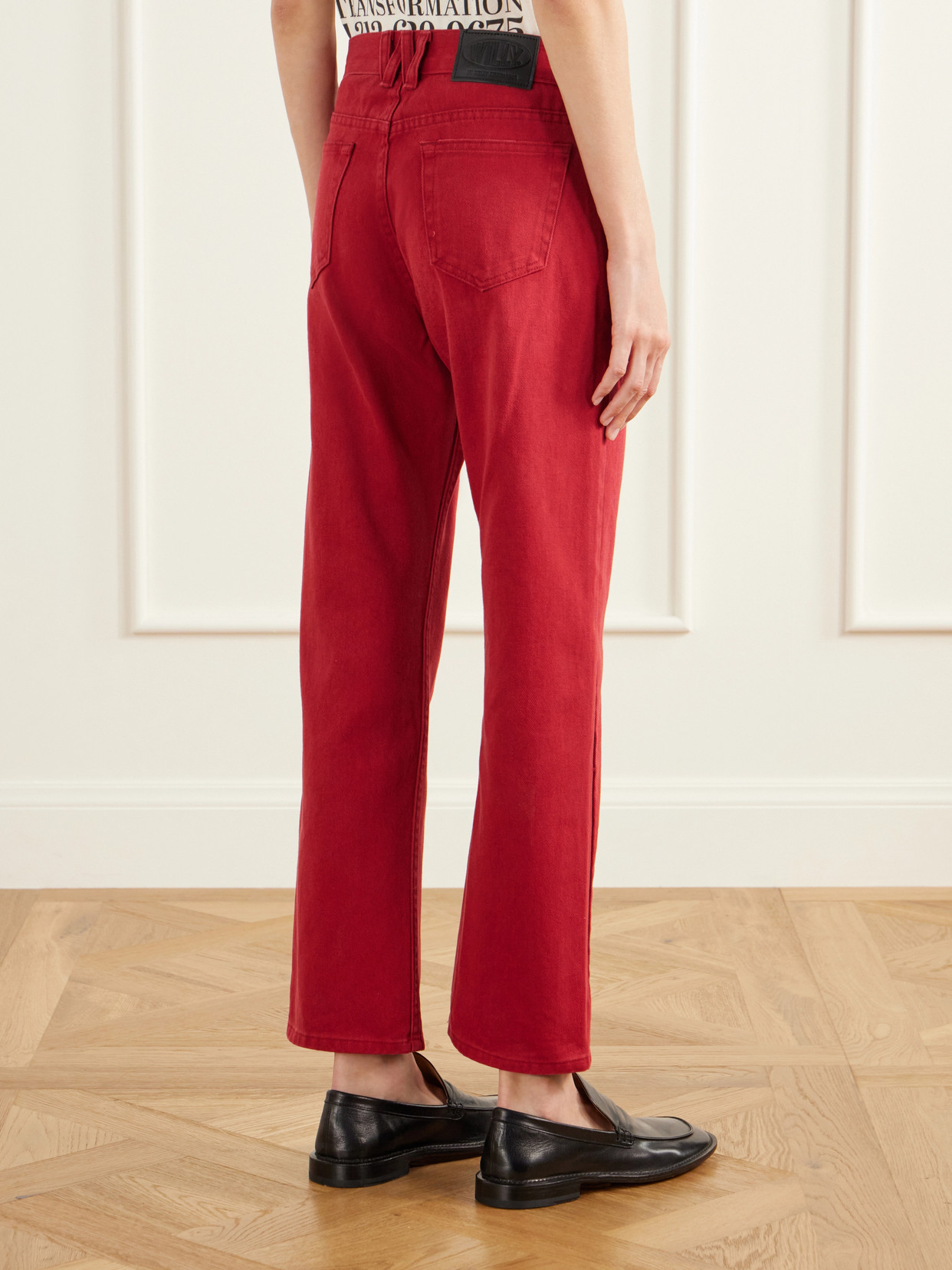 Chente Mid-Rise Straight-Leg Jeans