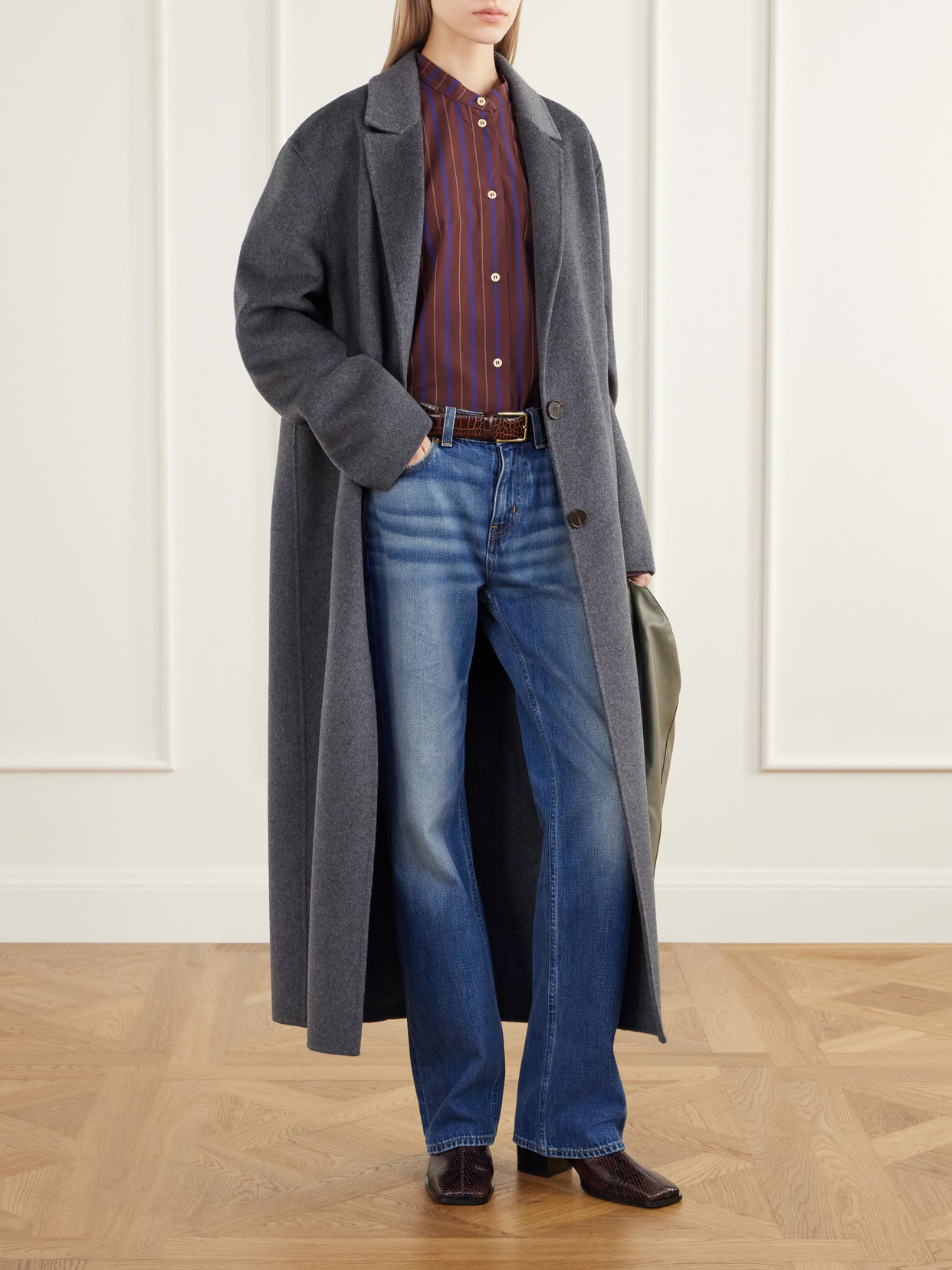 The Chic Straight Mid-Rise Jeans