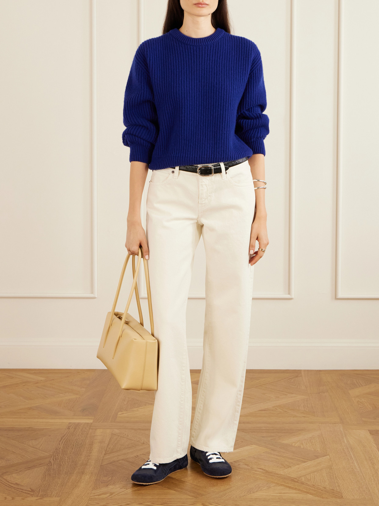 Sacchetto Leather And Sneakers