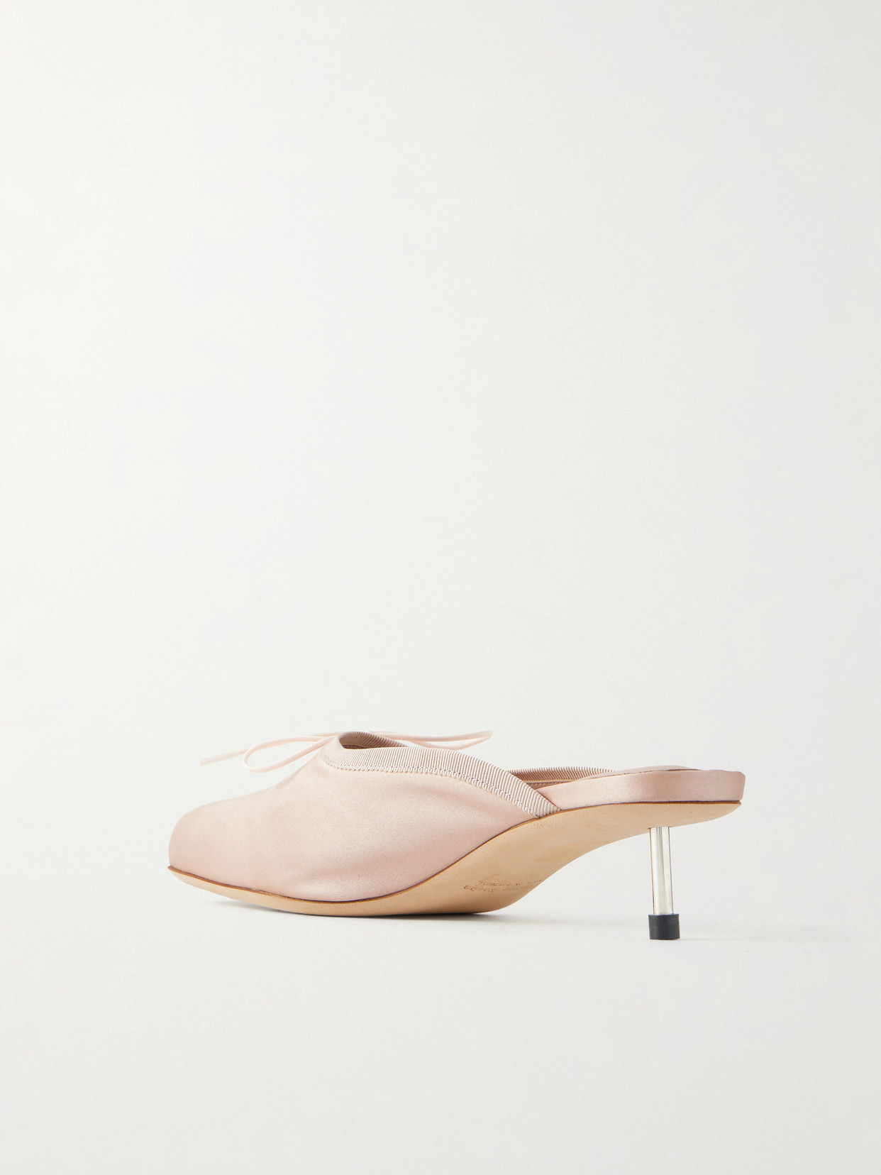 Pointe Bow-Detailed Pumps