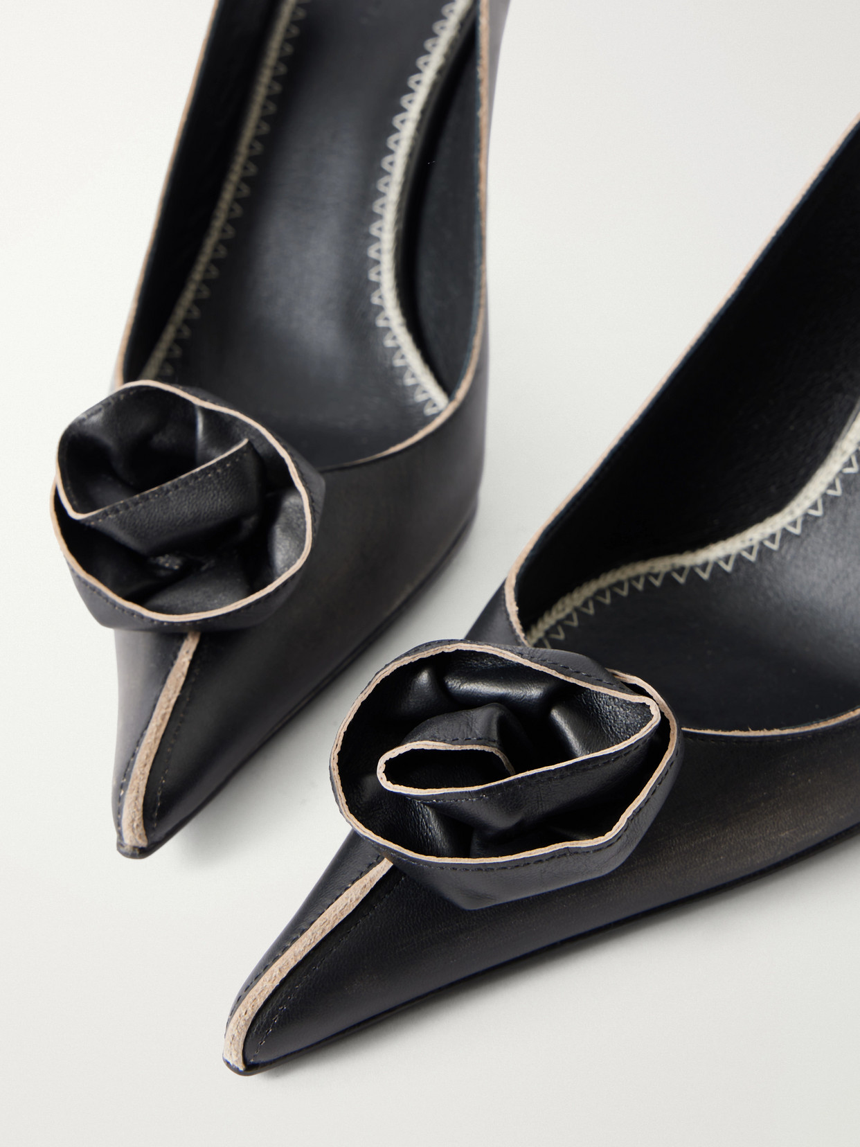 Rose Pumps