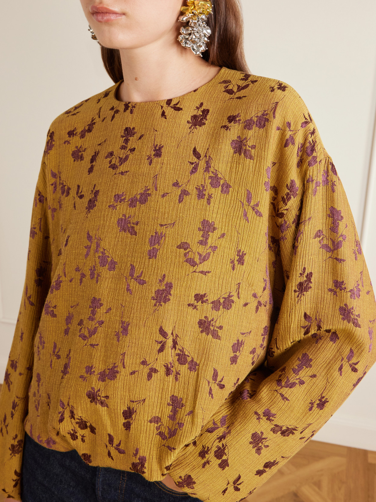 Floral-Jacquard Cloqué Blouse