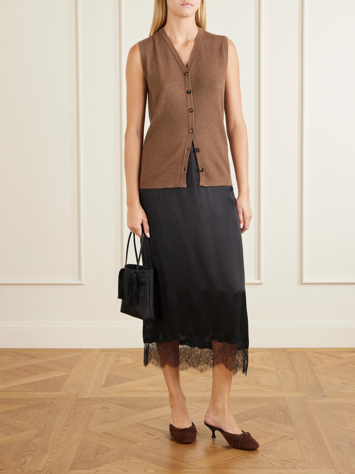 24/7 50 Bow-Detail Shearling Mules
