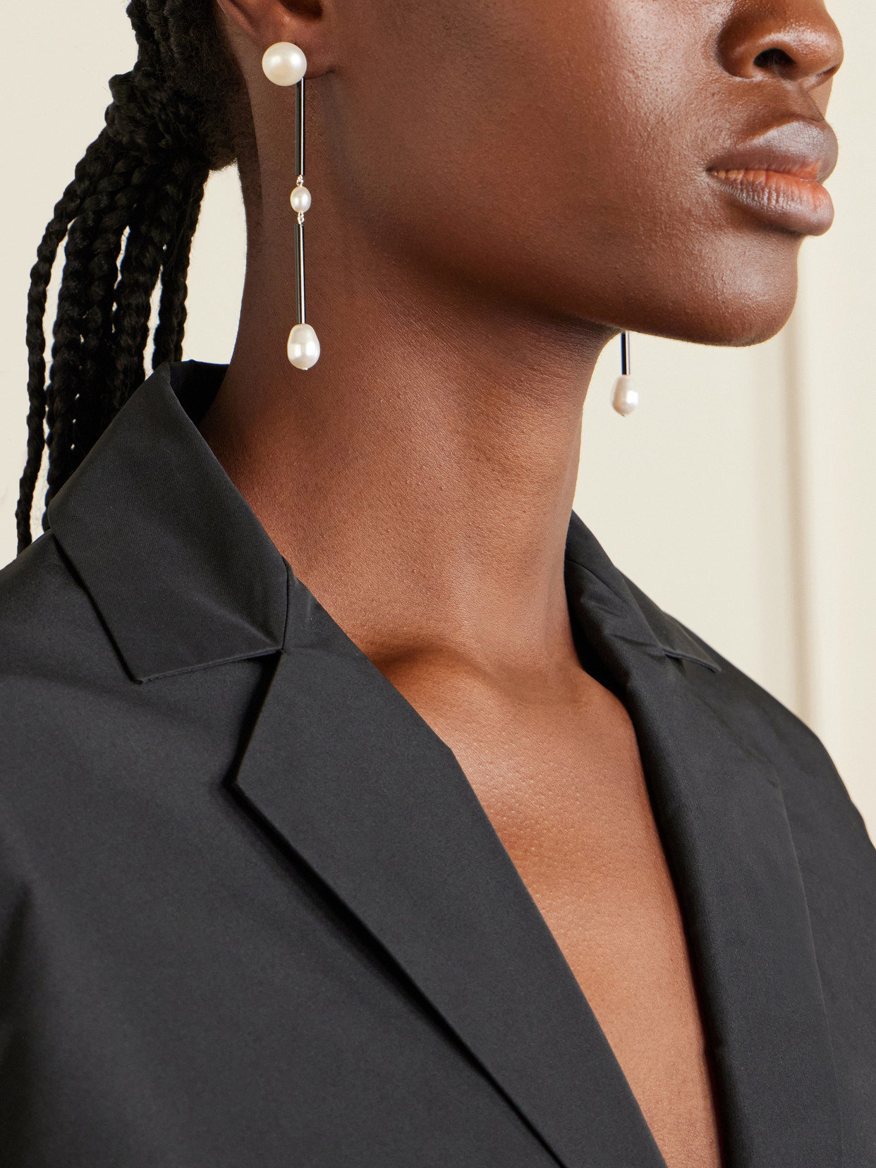 Sophie Buhai Medium Osiris Earrings In Black
