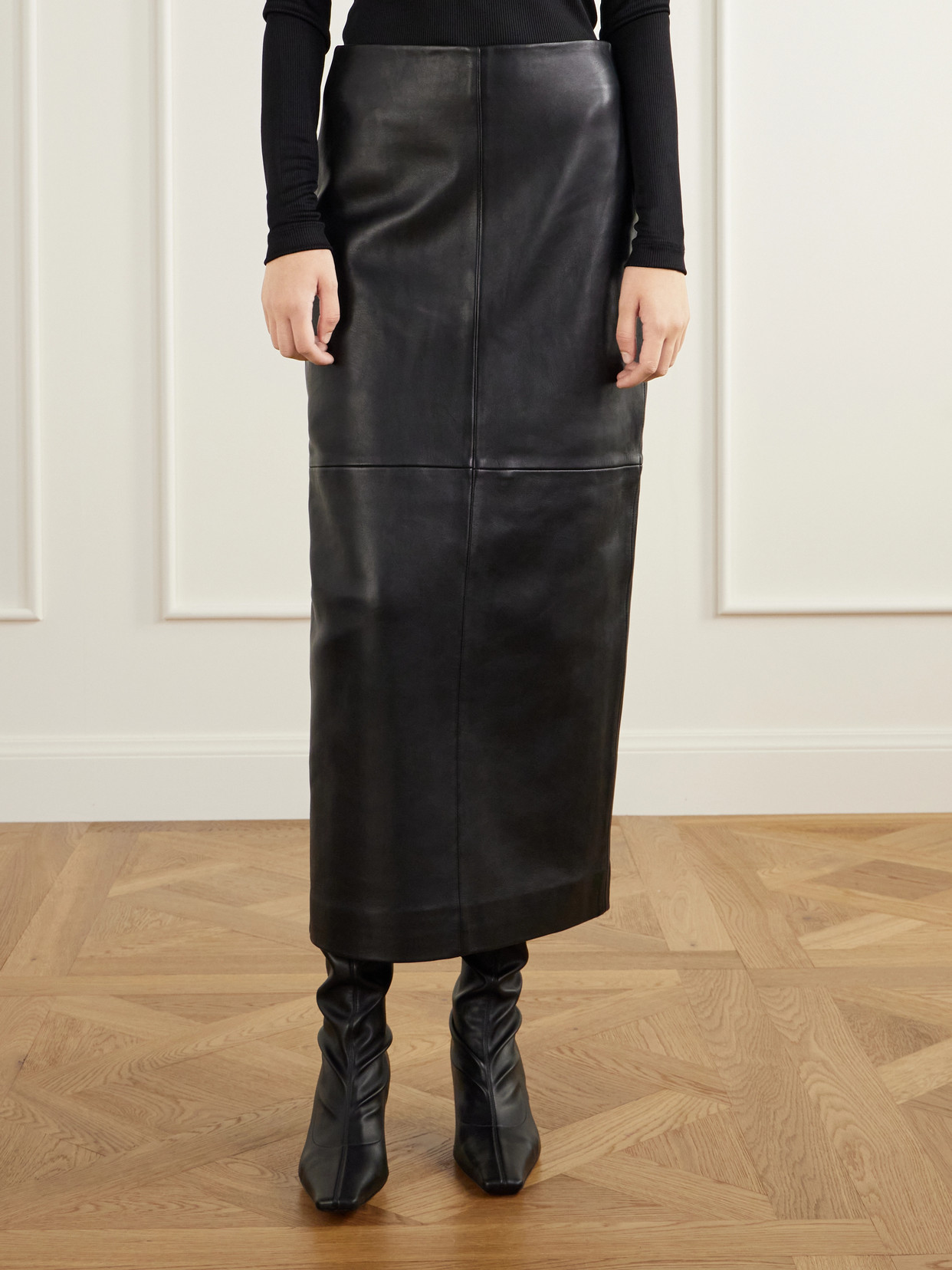 Róhe - Paneled Midi
