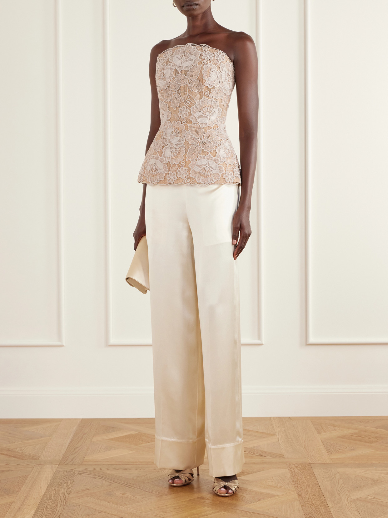 Scalloped Peplum Guipure Lace Bustier Top