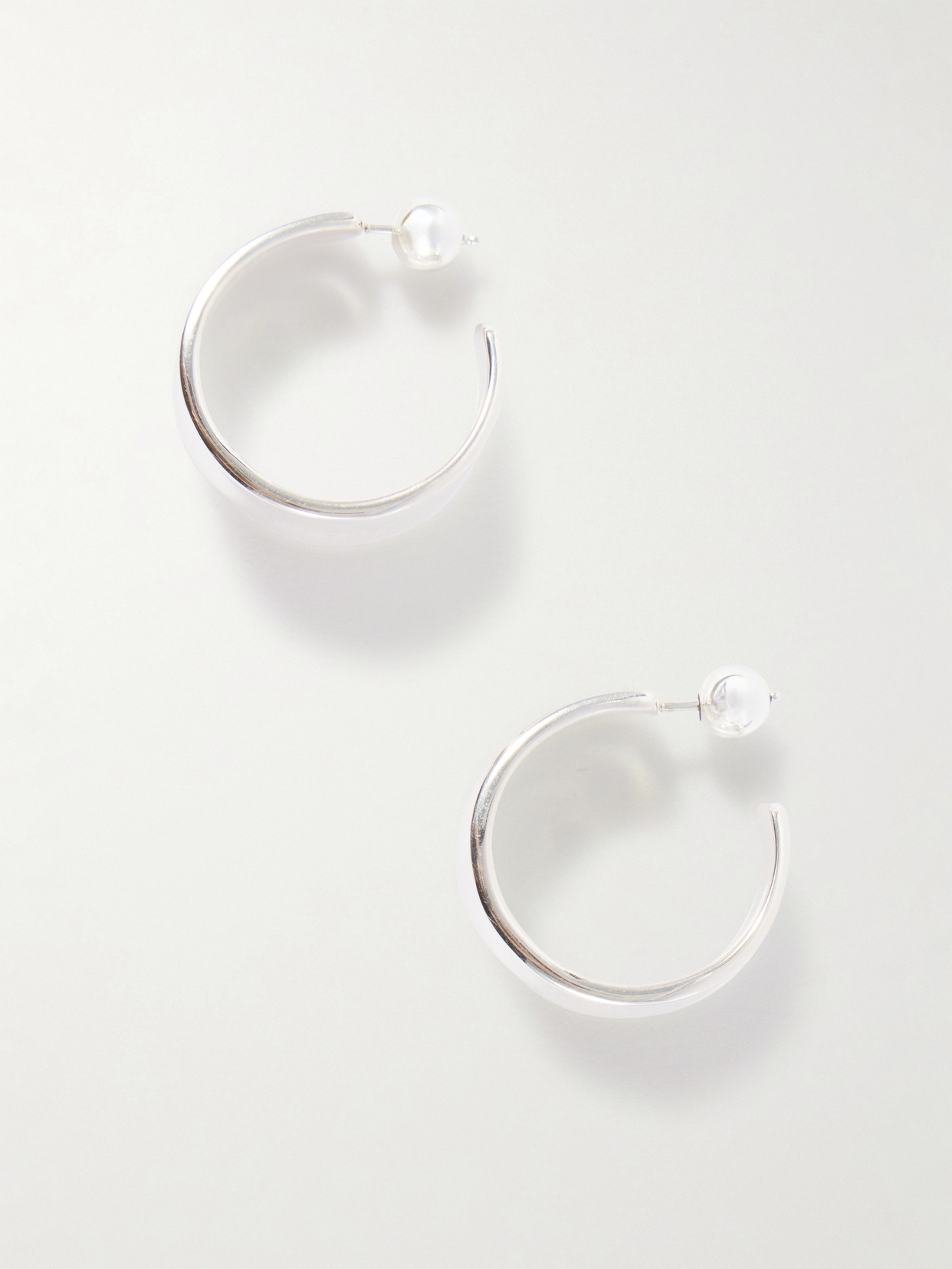 Sophie Buhai Large Wave Sterling Silver Hoop Earrings In Metallic