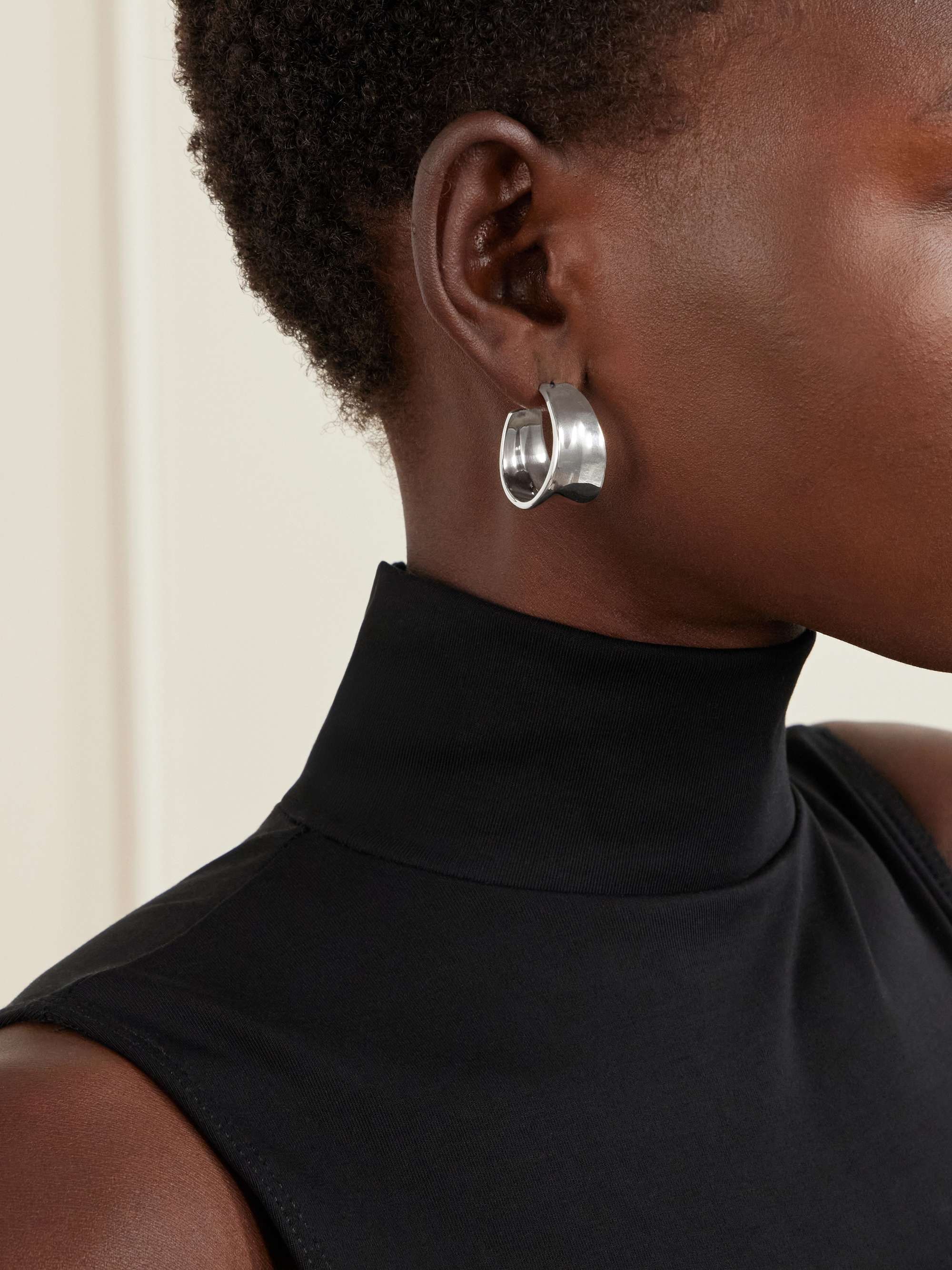 SOPHIE BUHAI Large Wave sterling silver hoop earrings | NET-A-PORTER