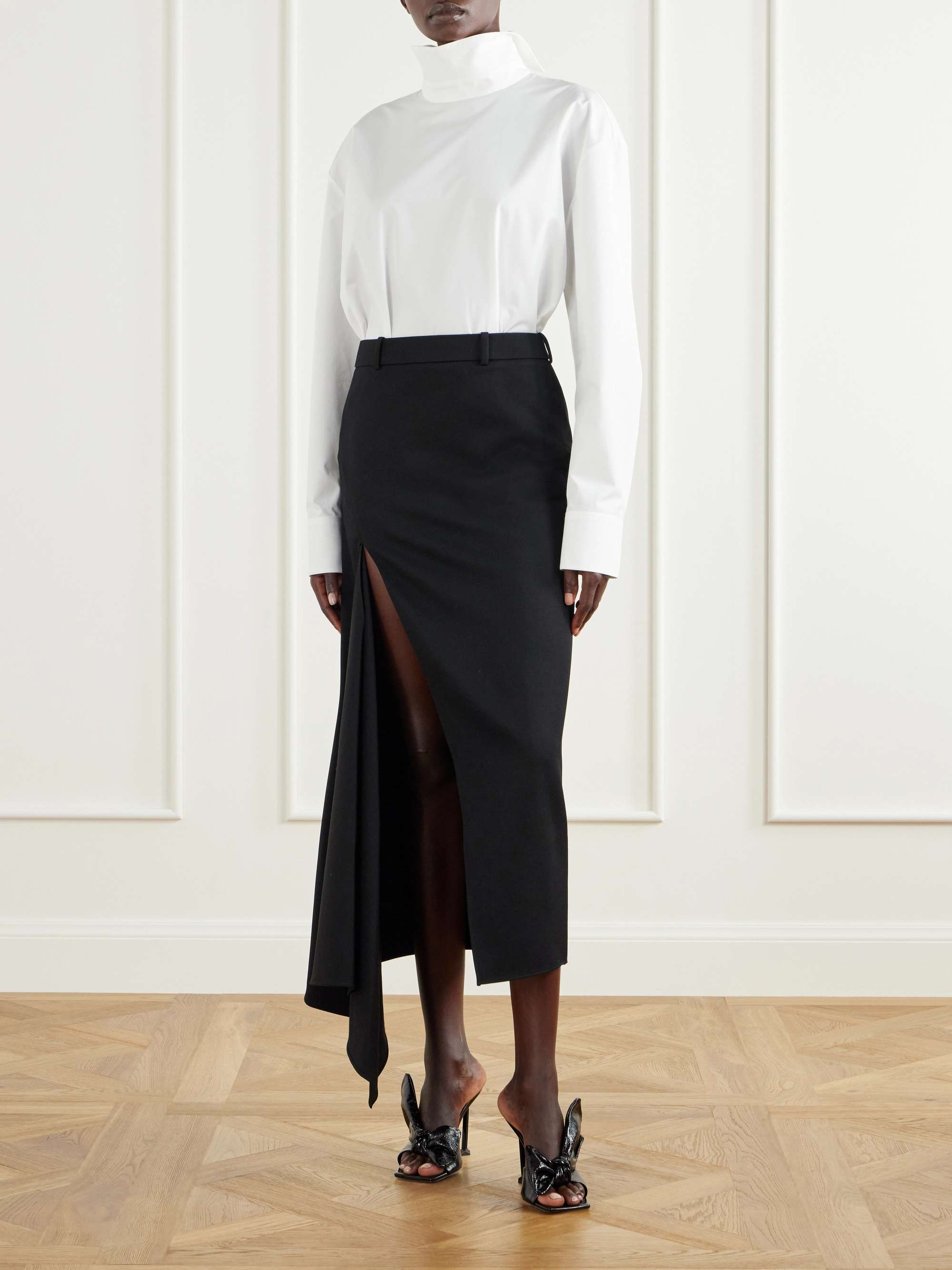 GIVENCHY 