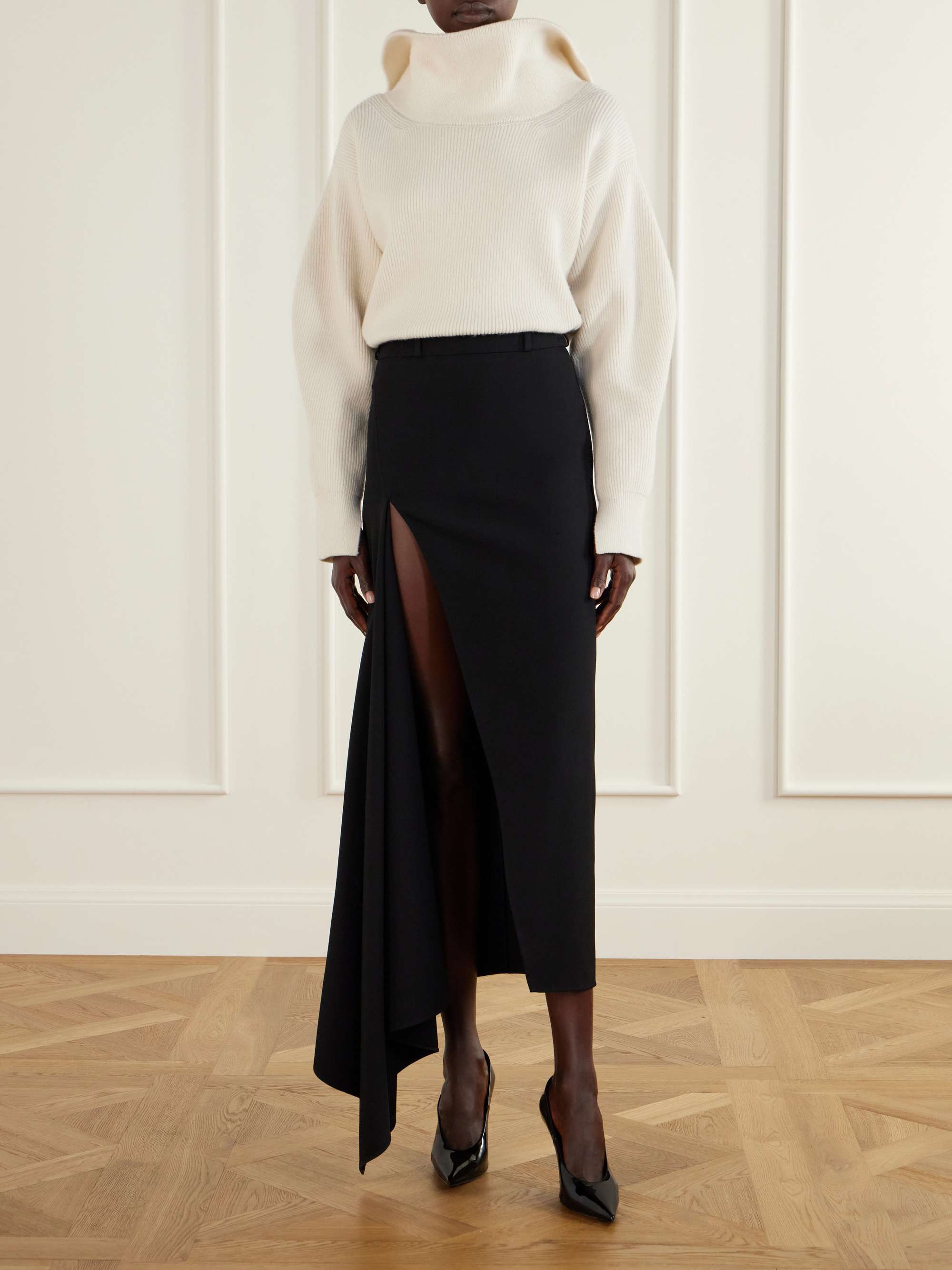 GIVENCHY 
