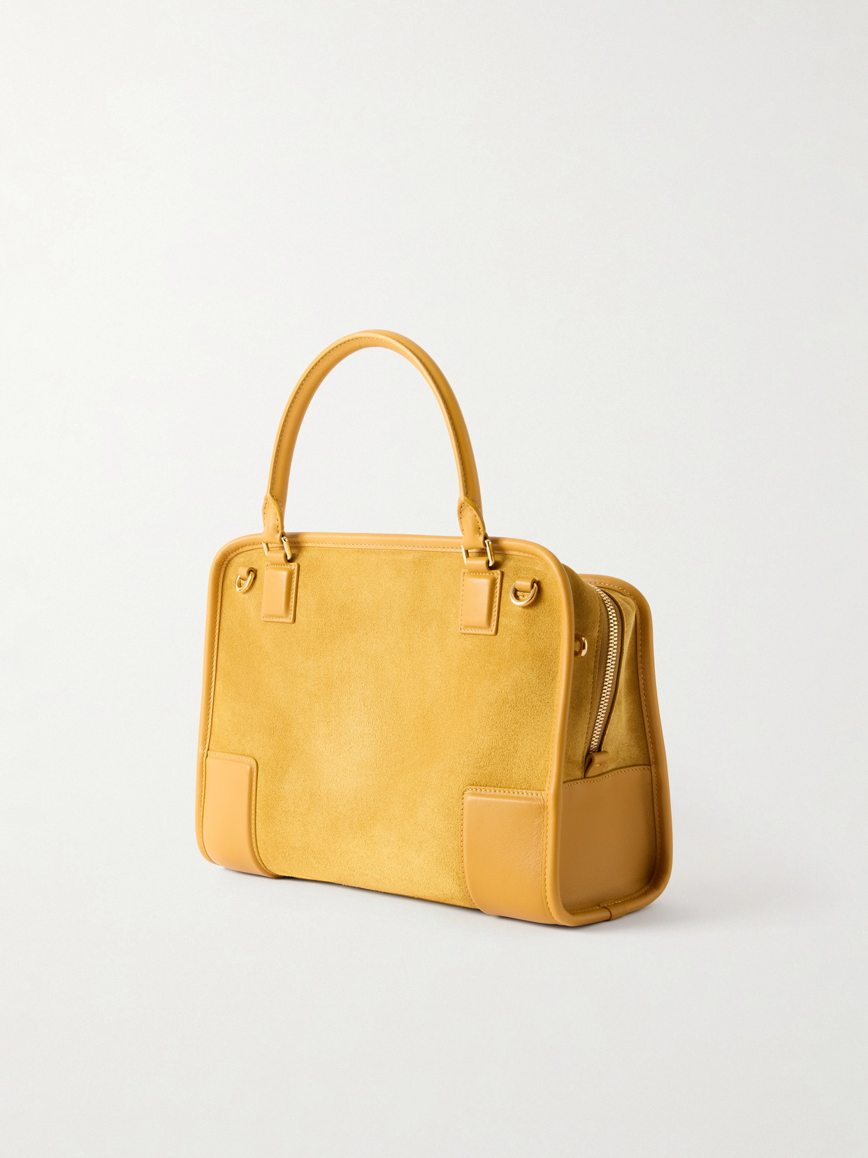 Amazona 180 Medium Shoulder Bag