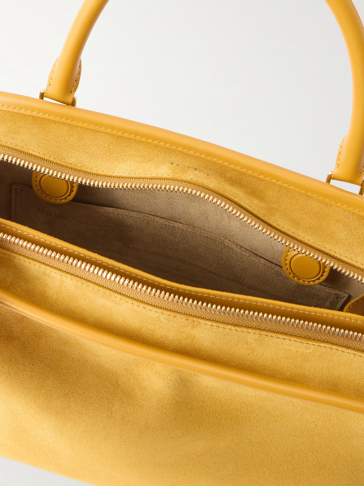 Amazona 180 Medium Shoulder Bag