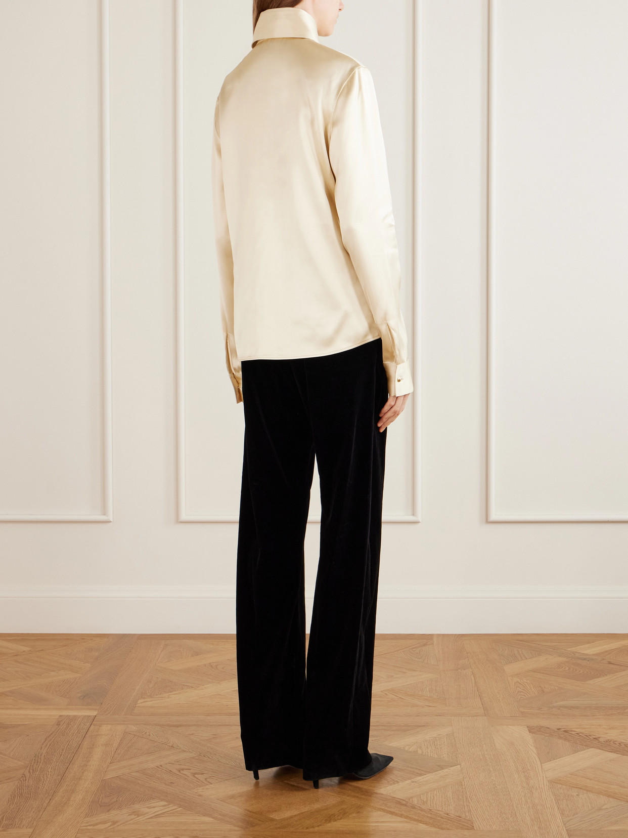 Ivy High-Collar Shirt