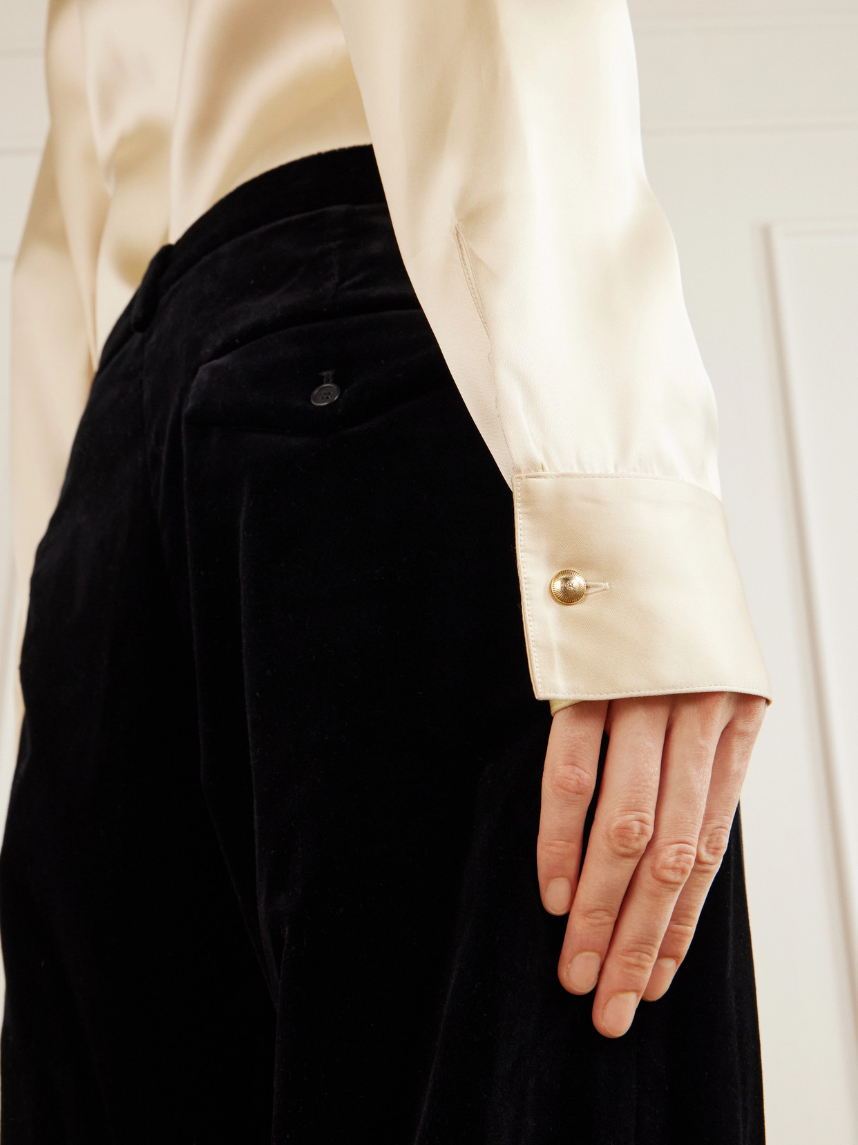 Ivy High-Collar Shirt