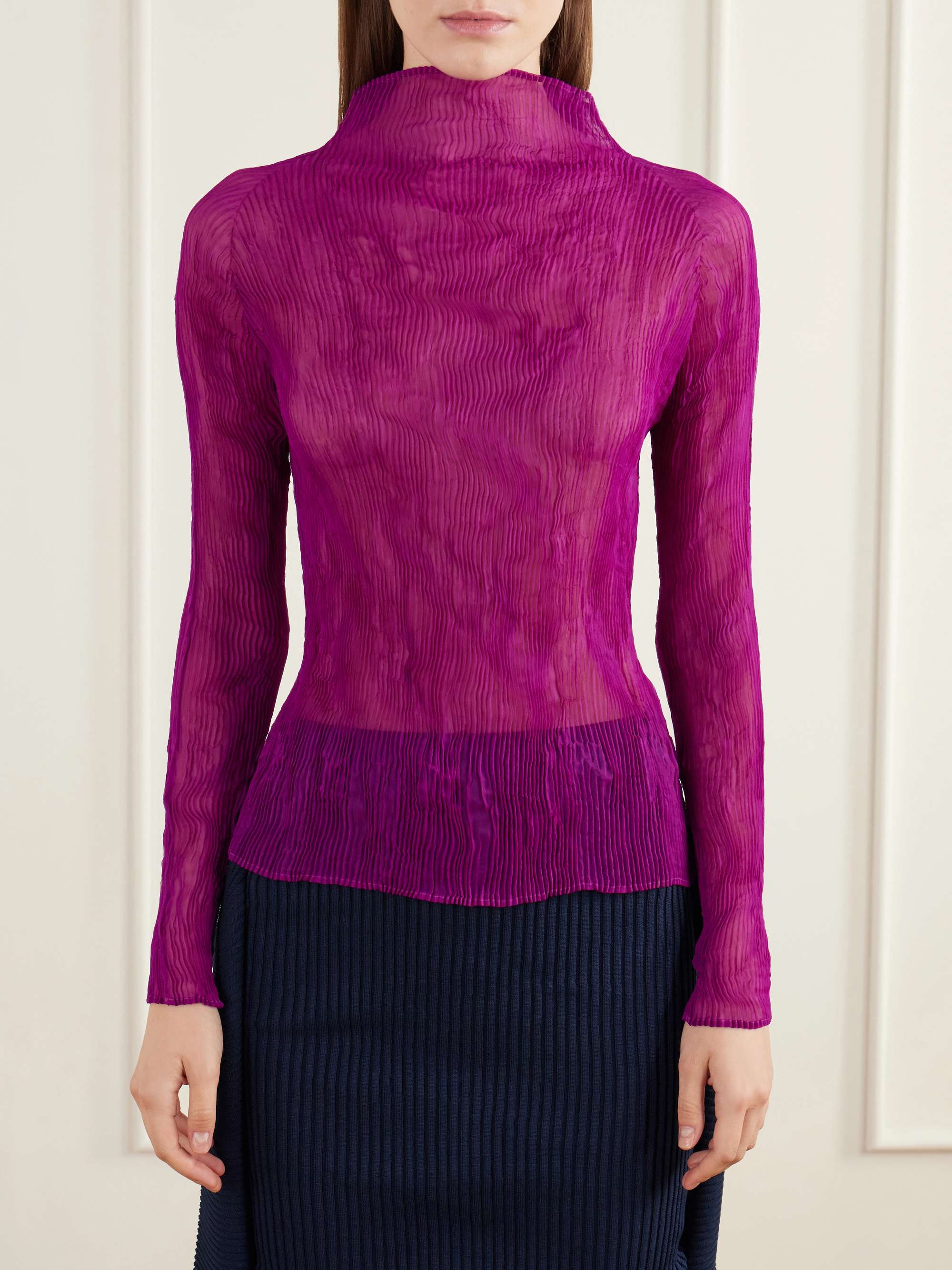 ISSEY MIYAKE 