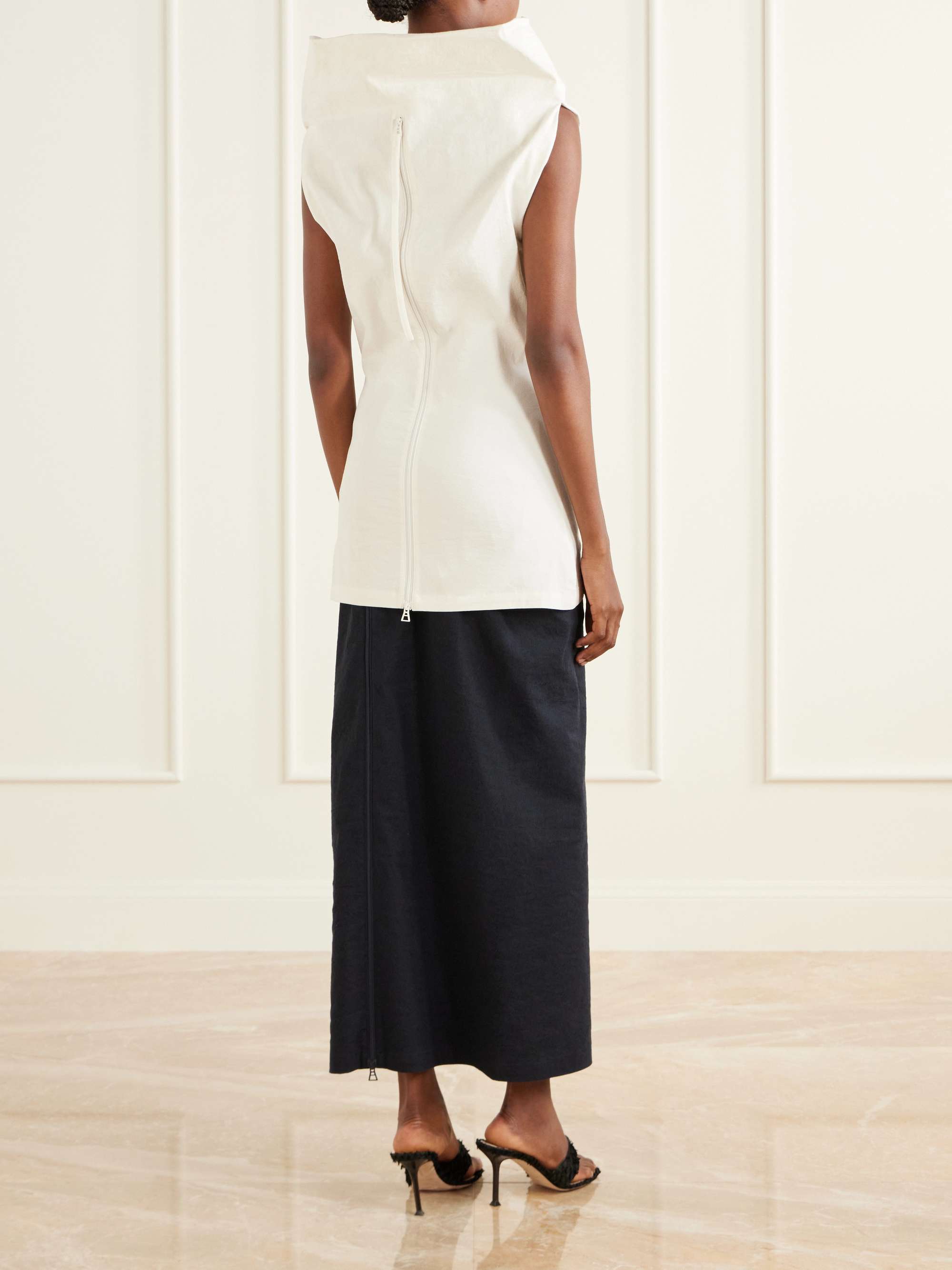 ISSEY MIYAKE 