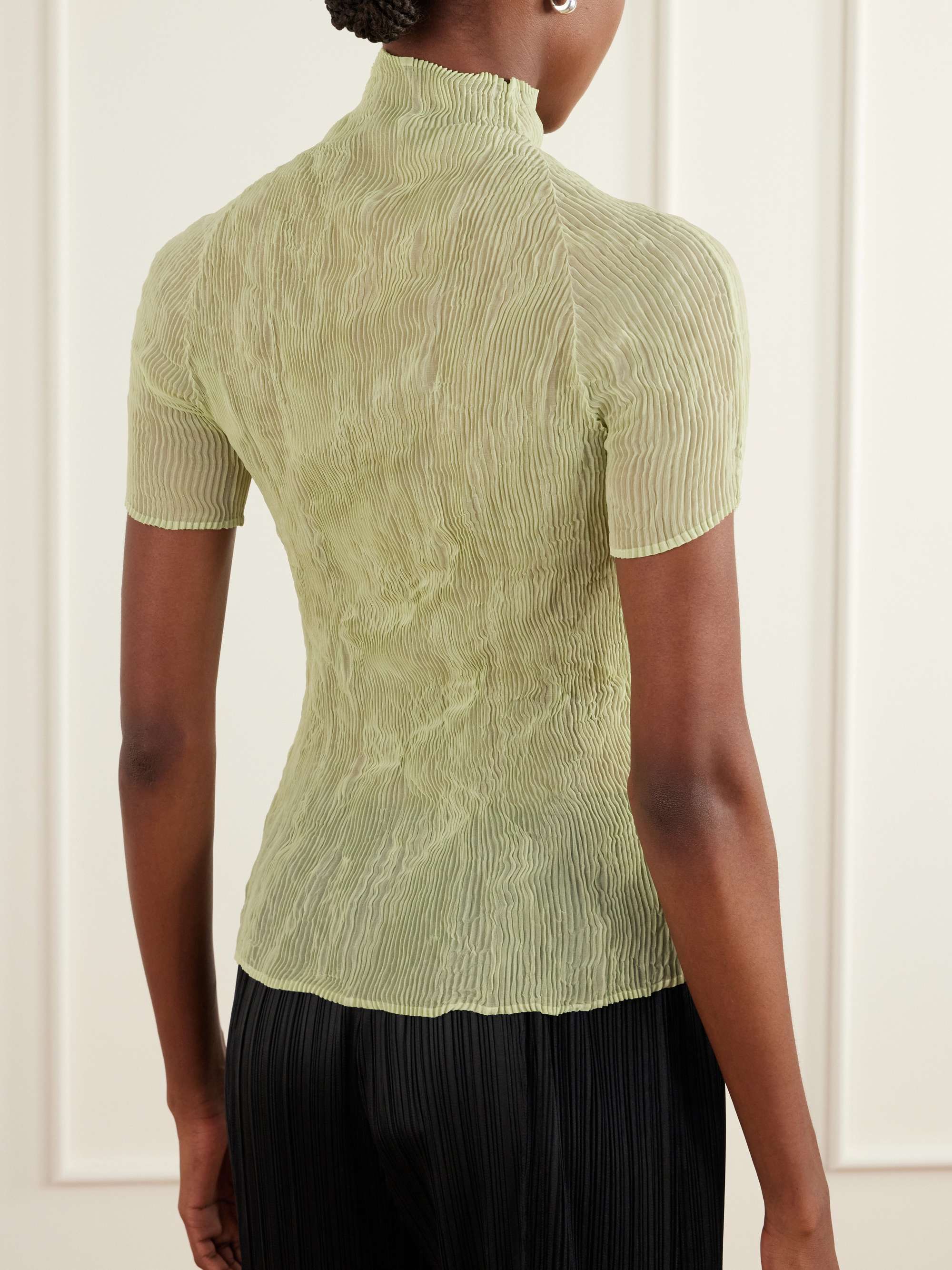 ISSEY MIYAKE 