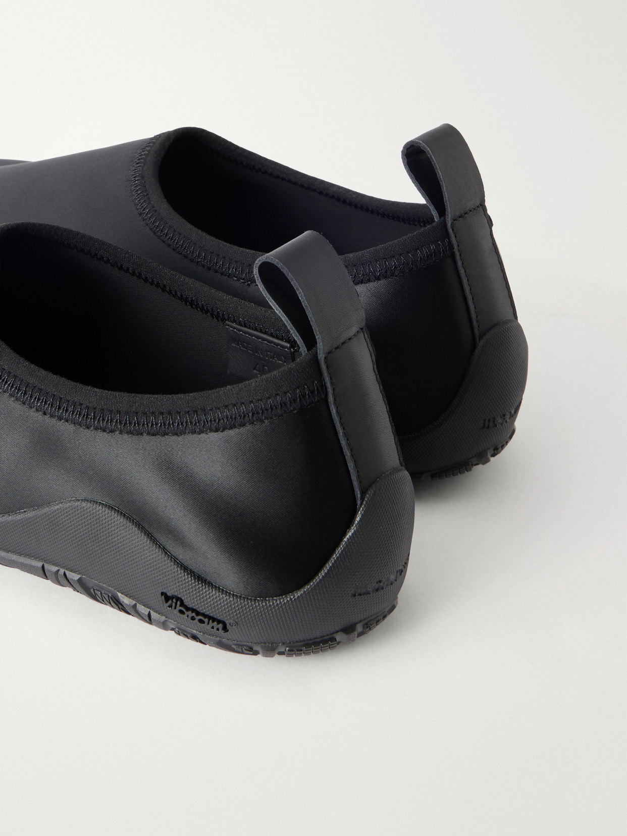 Elbe Rubber-Trimmed Flats