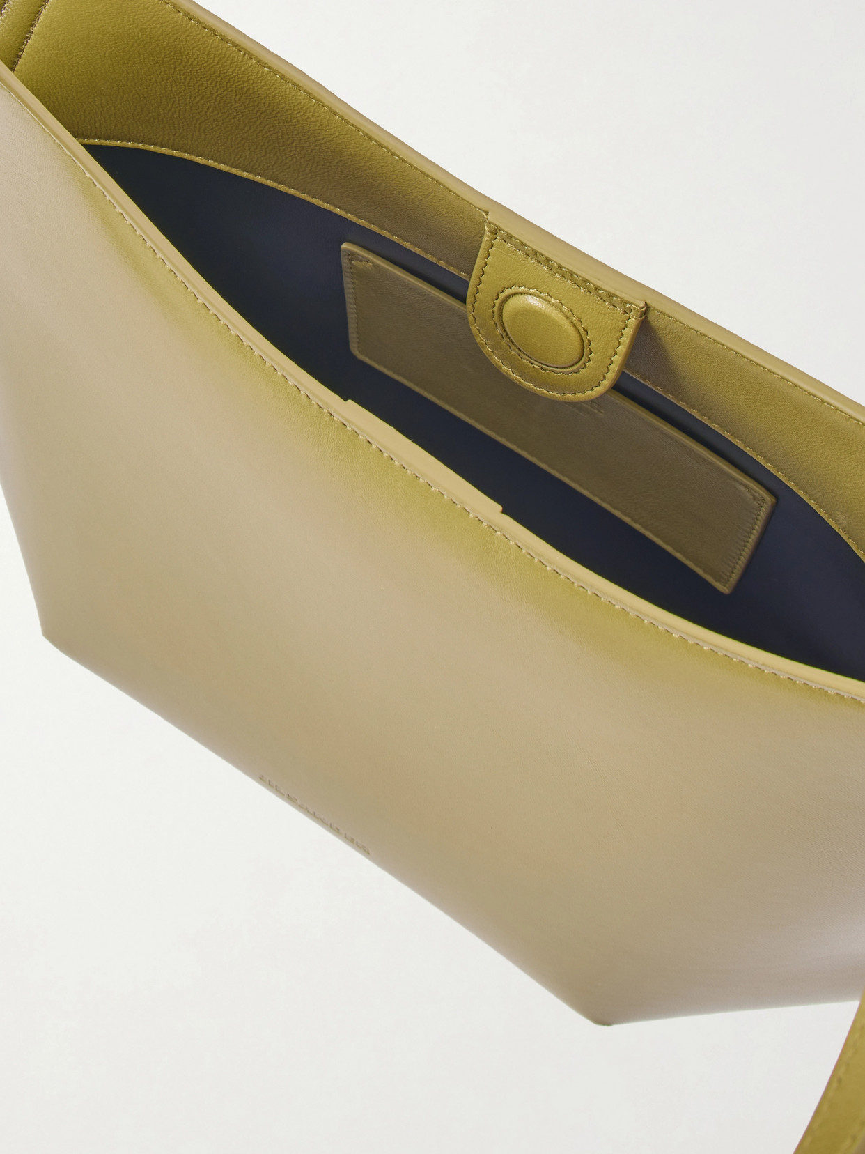 Kante Shoulder Bag