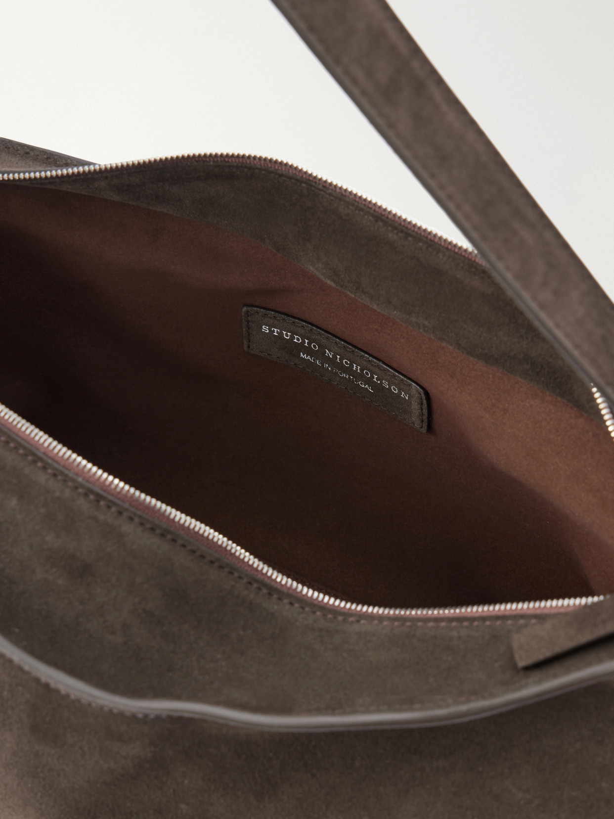 Hagu Shoulder Bag