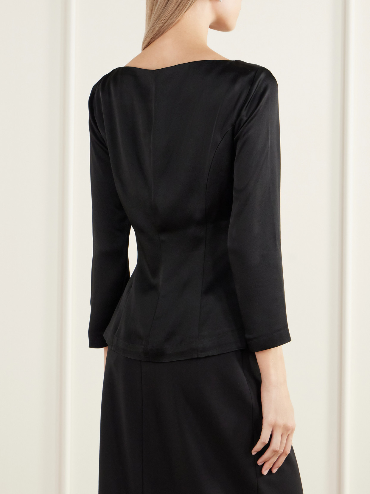Romi Bow-Detailed Darted Top