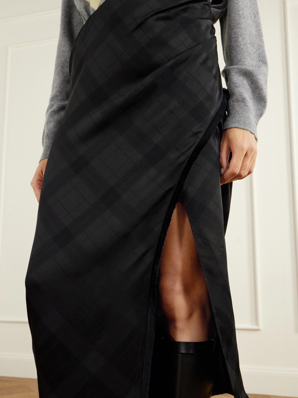 Rùadh - The Alee Checked Frayed Asymmetric Maxi