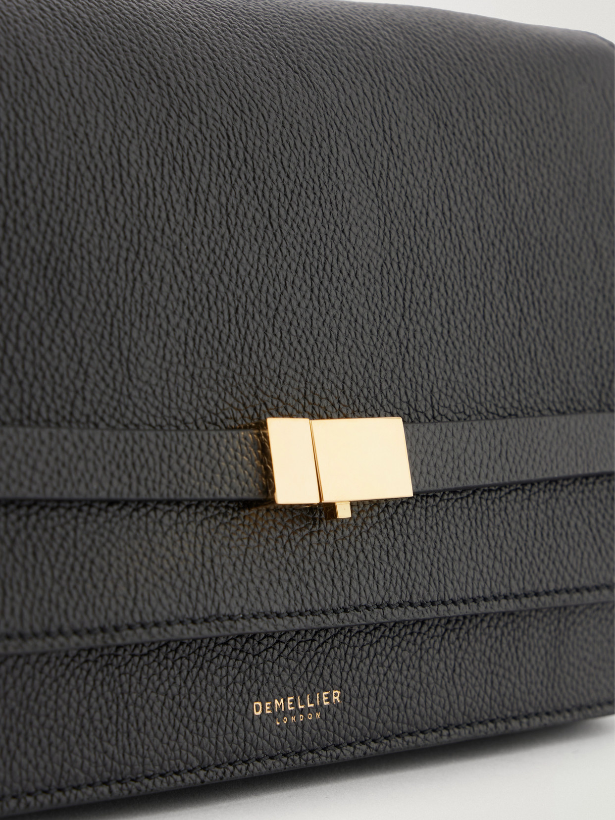 The New York Shoulder Bag