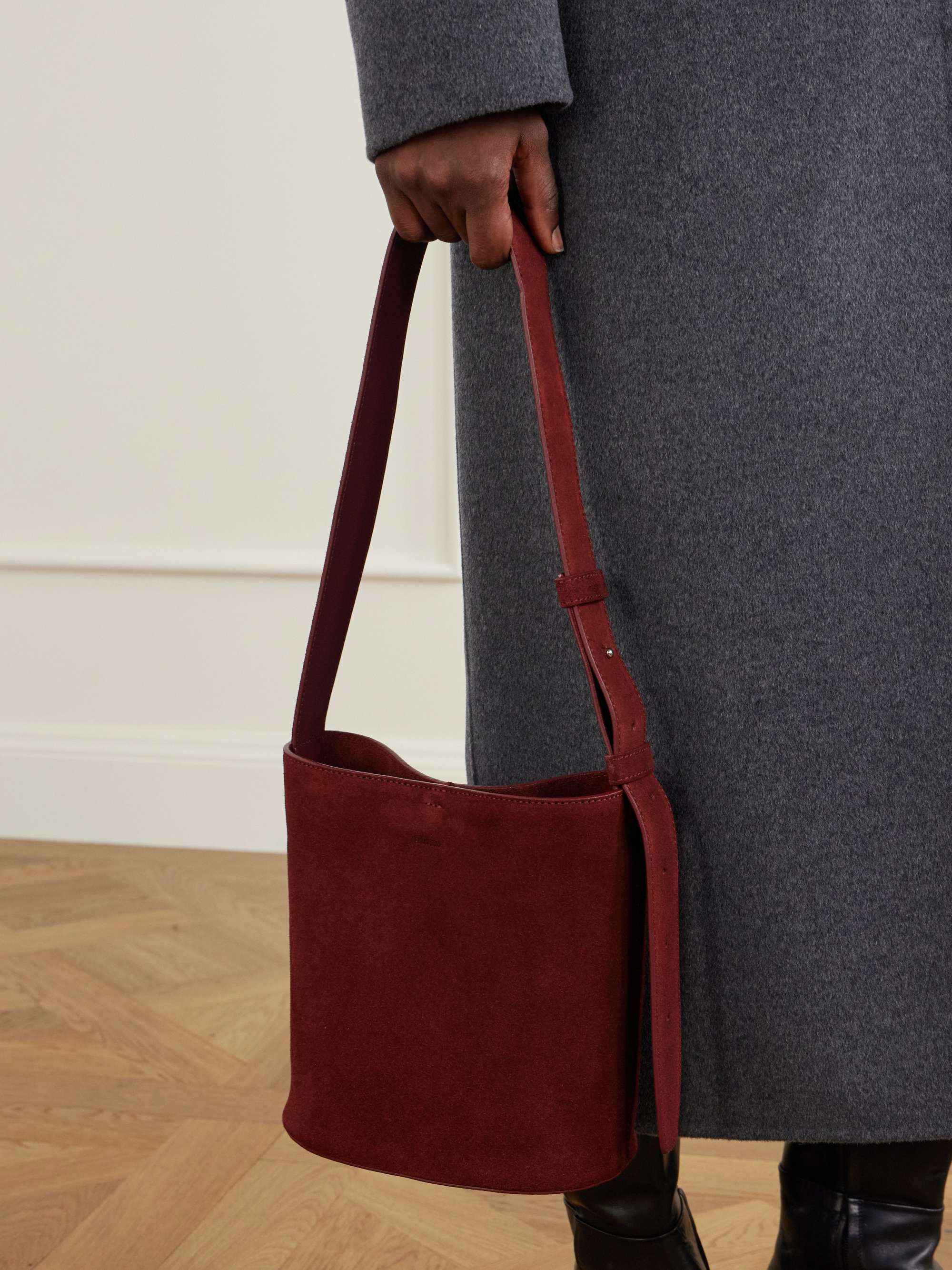 LIÉ STUDIO 