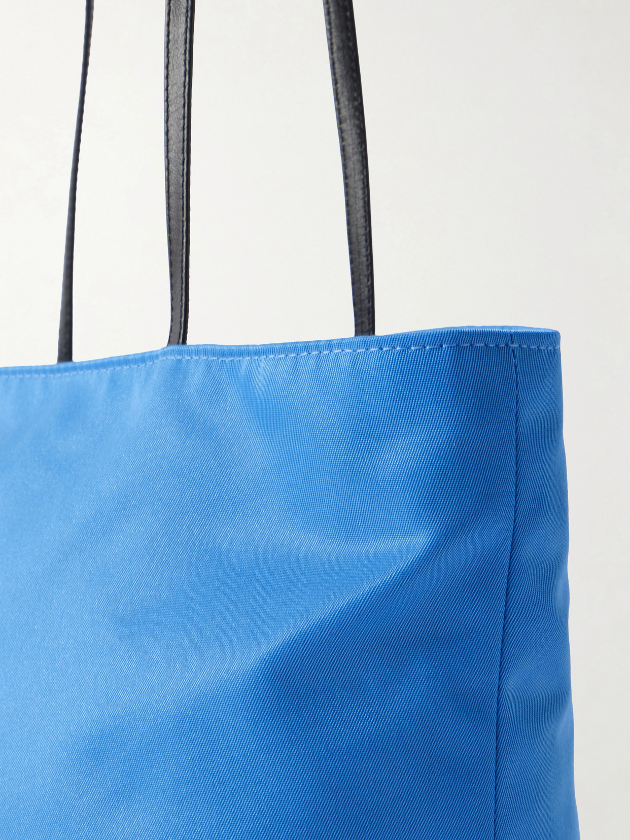 Spaghetti Shoulder Bag