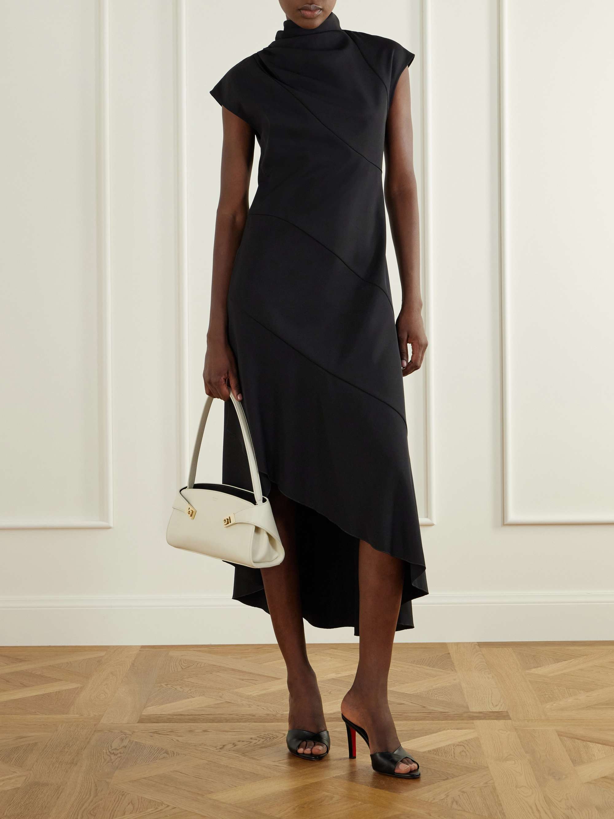 FERRAGAMO 