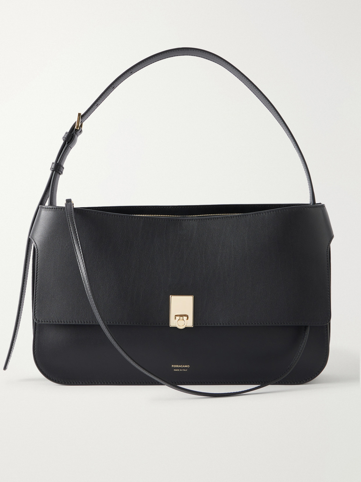 Ferragamo Cara Leather Shoulder Bag In Black