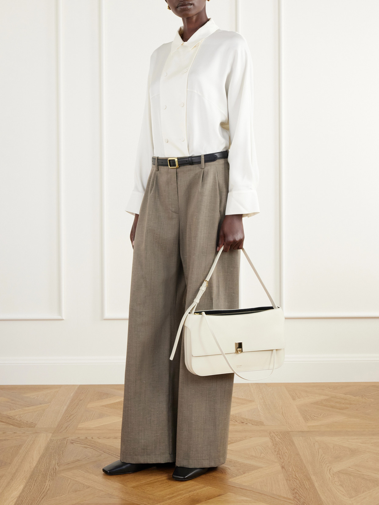 Cara Shoulder Bag