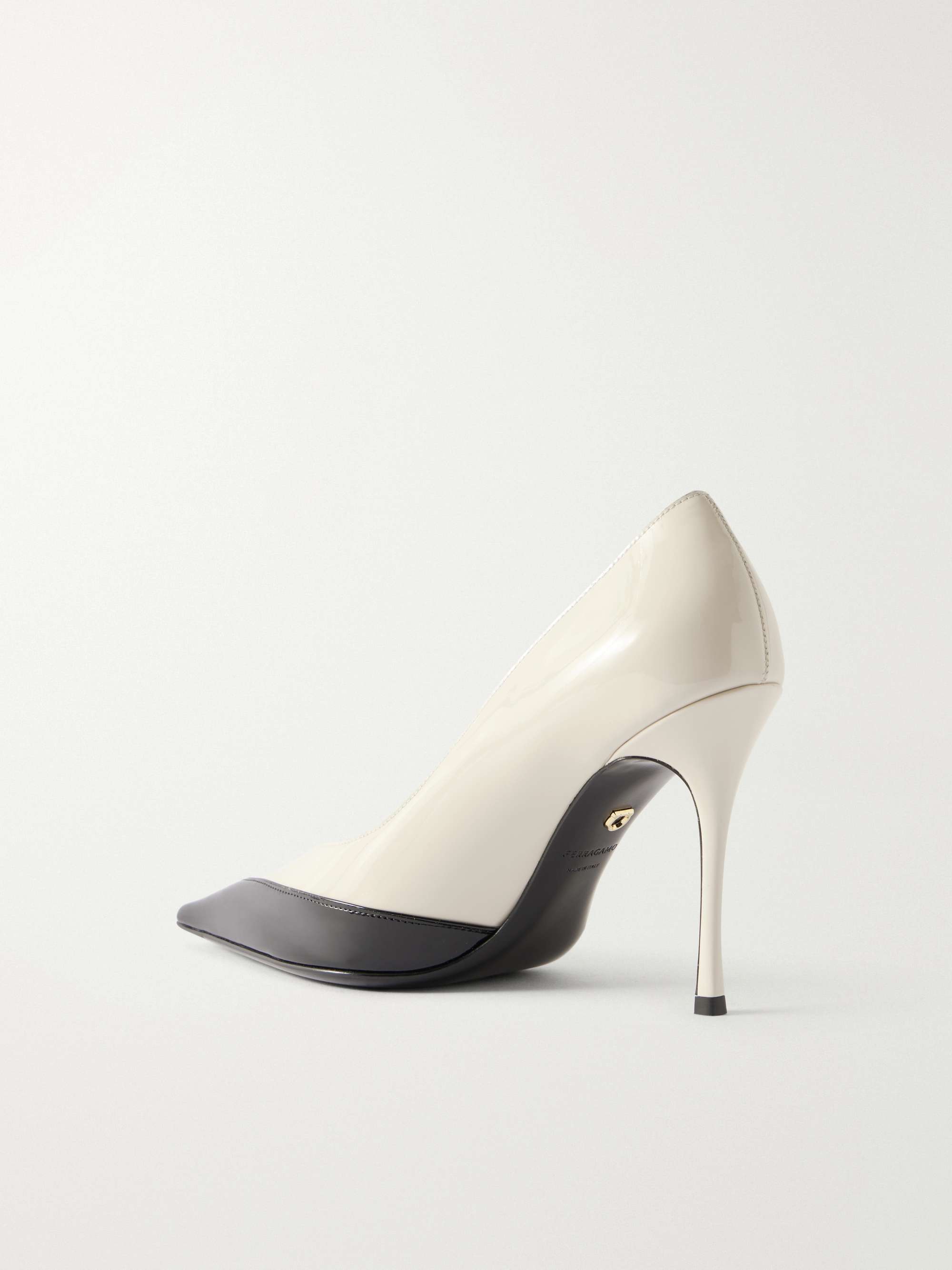 FERRAGAMO 
