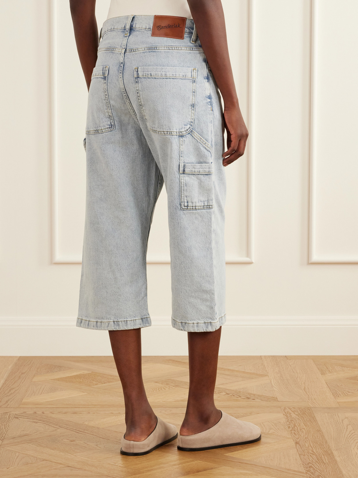 Low-Rise Wide- Leg