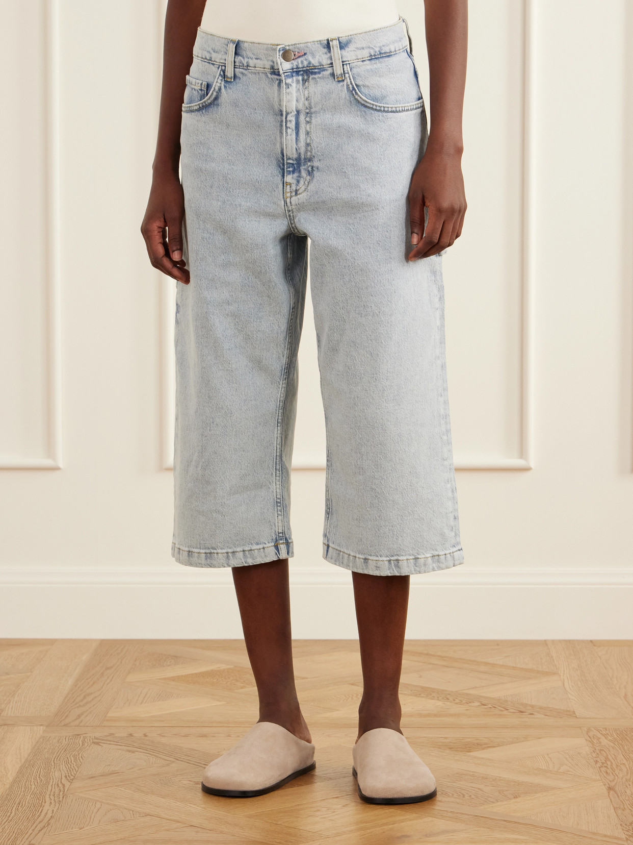 Low-Rise Wide- Leg
