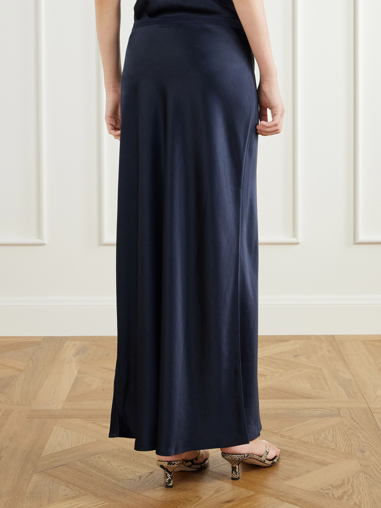Bar Maxi