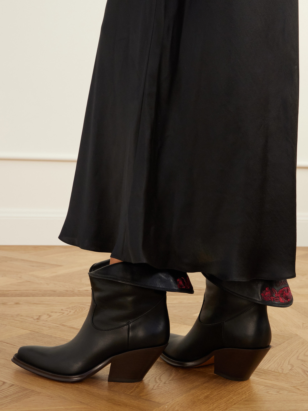 Chloé - Azelan Floral-Embroidered Ankle Boots