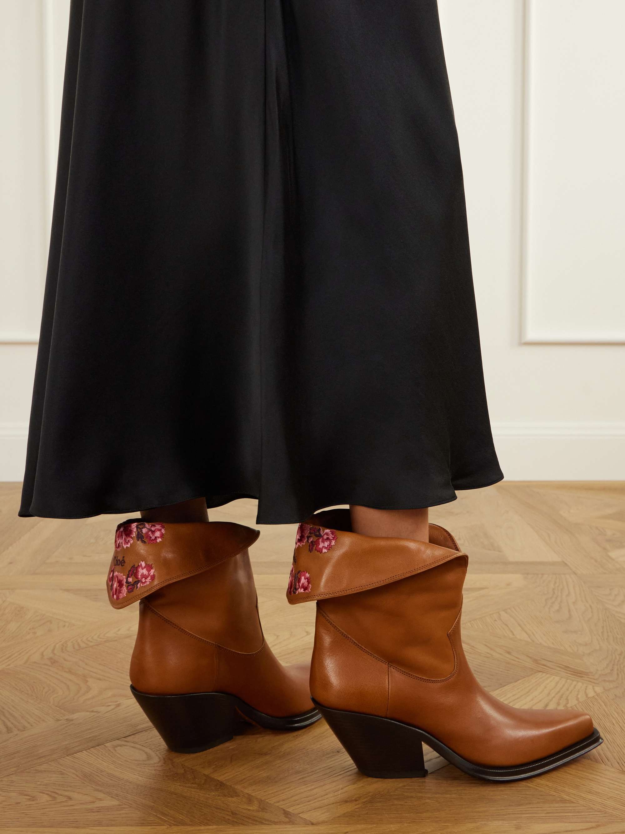 CHLOÉ 