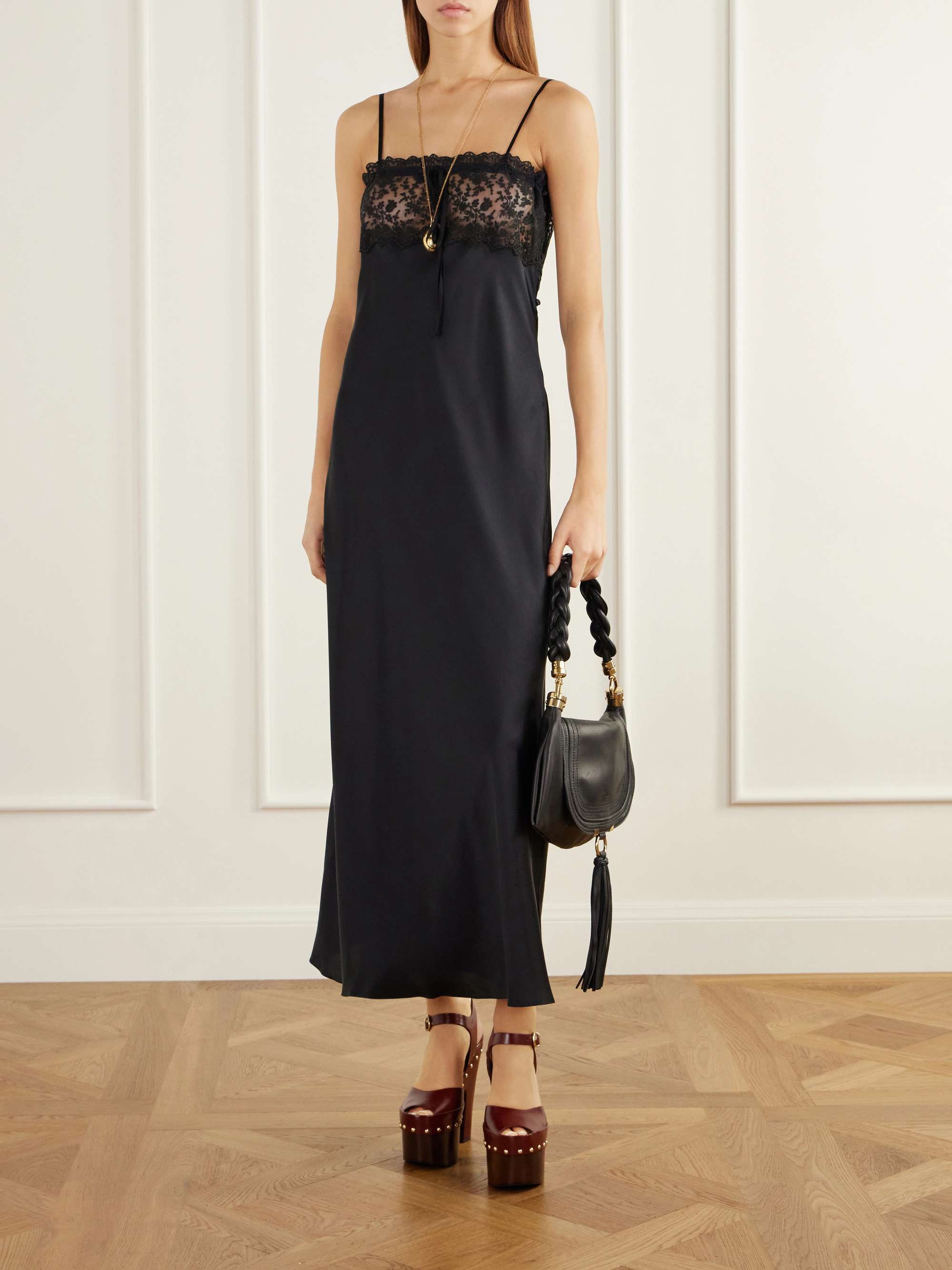 CHLOÉ 