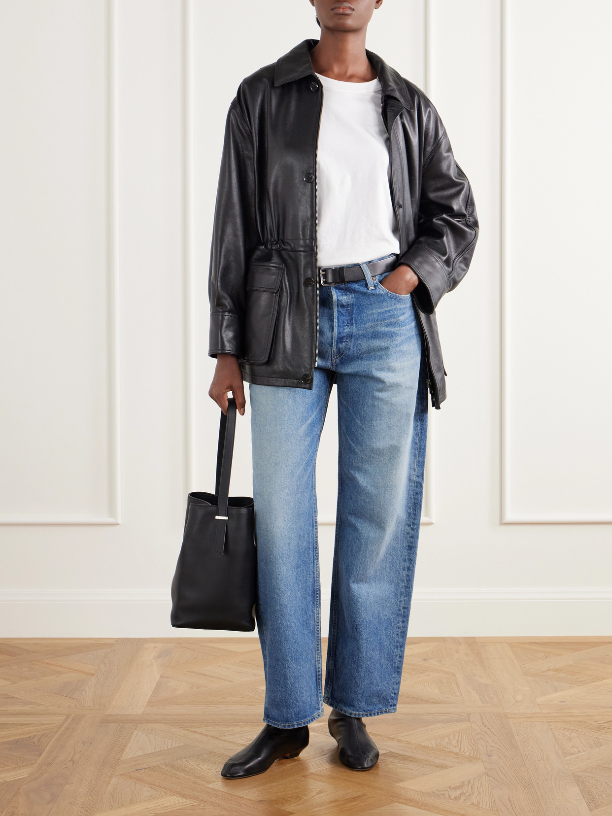 Métier - Tilt 22 Shoulder Bag