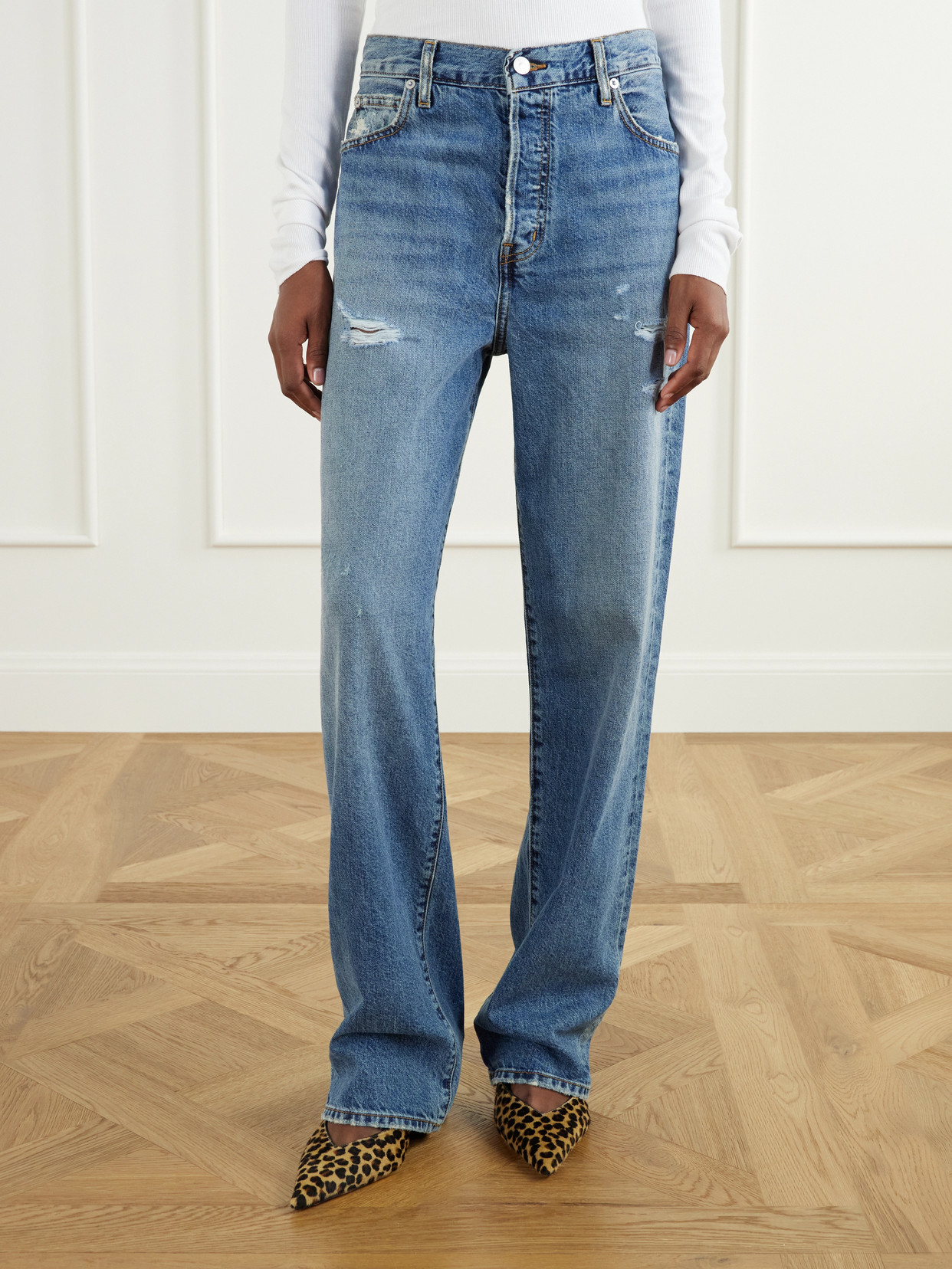 Éterne - Saint Boyfriend Distressed Mid-Rise Straight-Leg Jeans