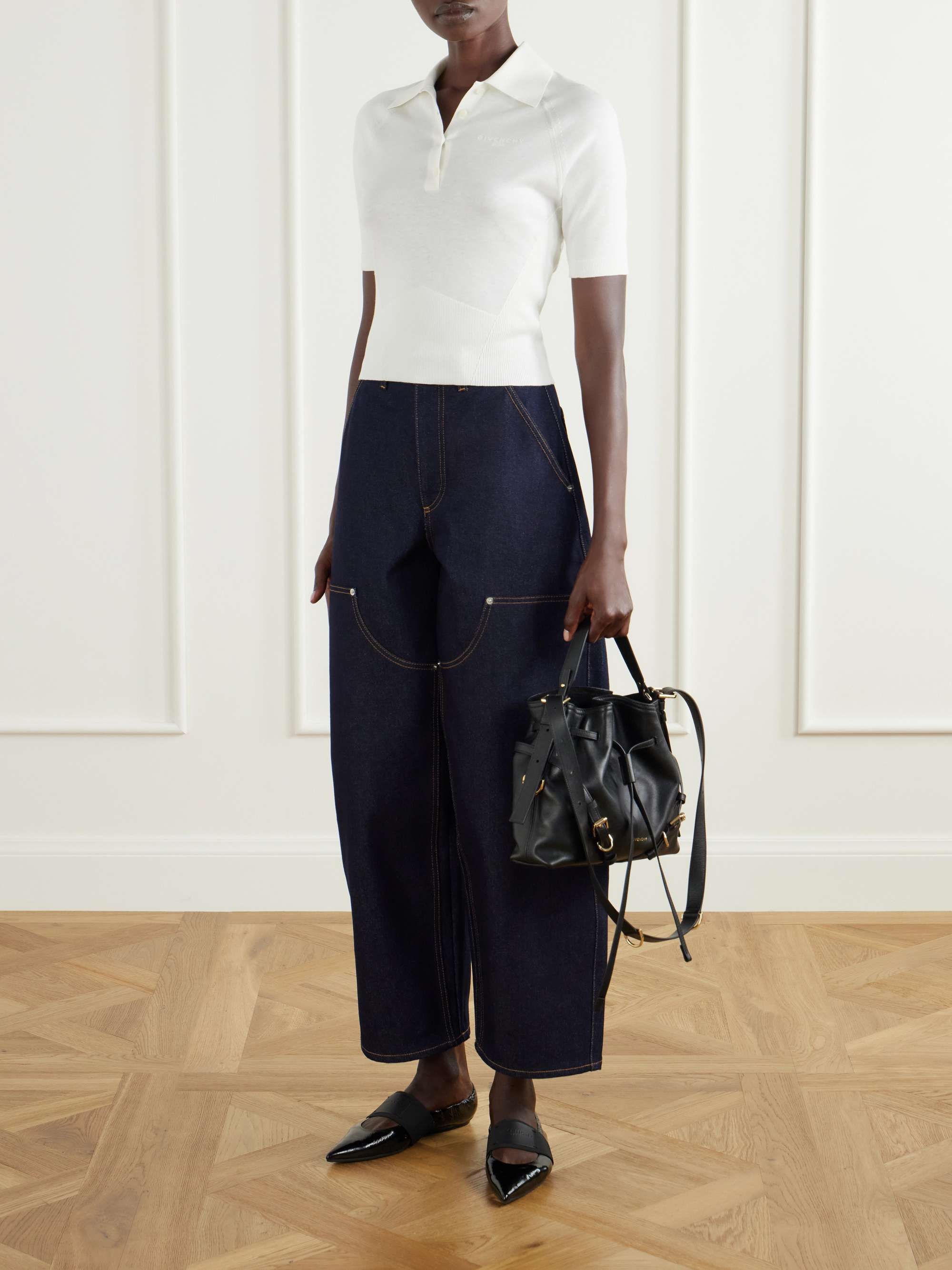 GIVENCHY 