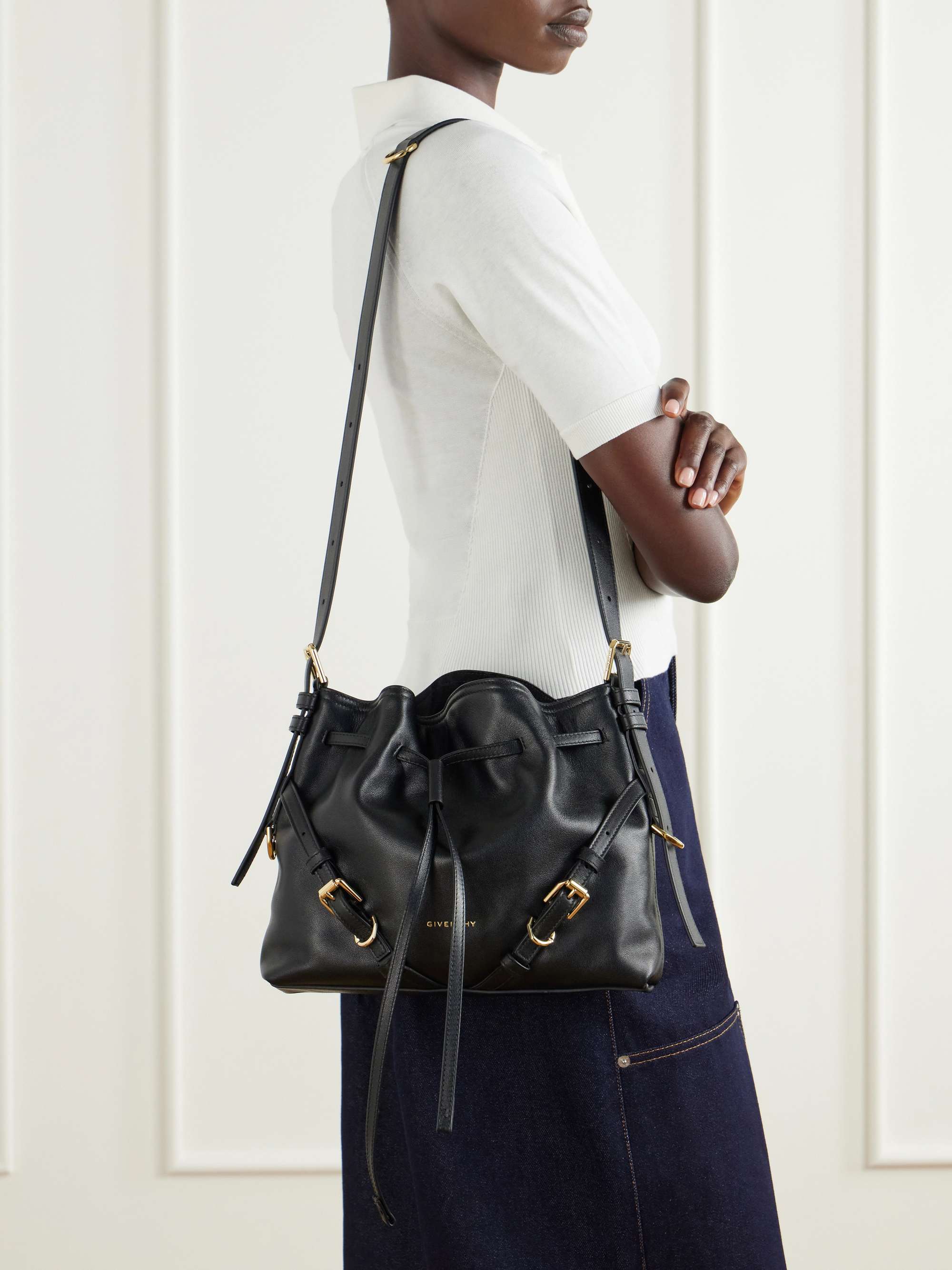 GIVENCHY 
