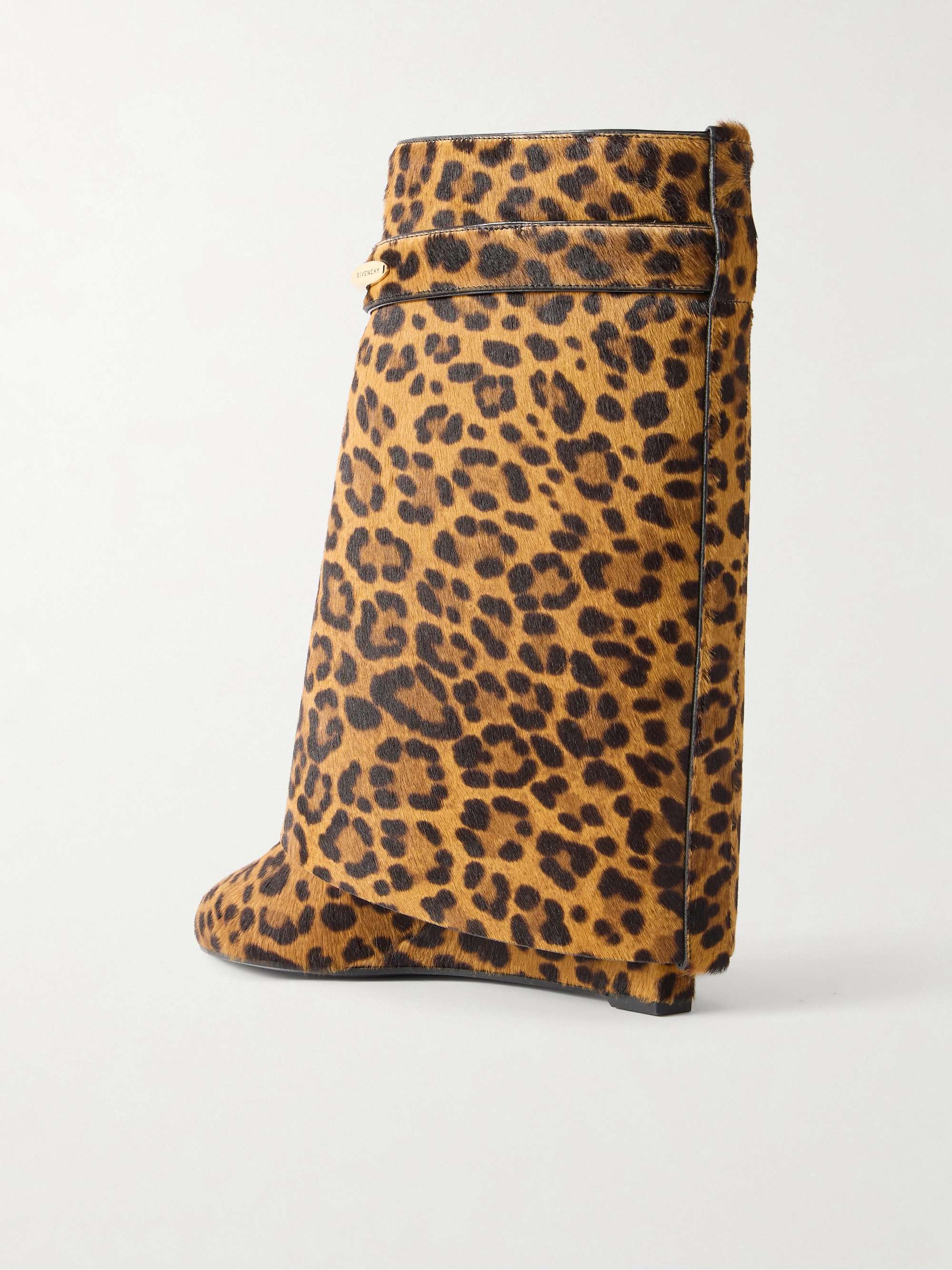 GIVENCHY 