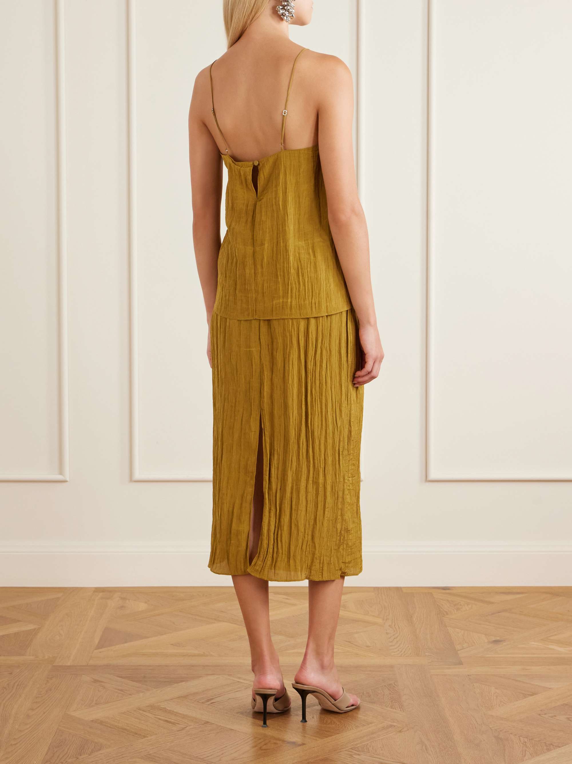 TIBI 