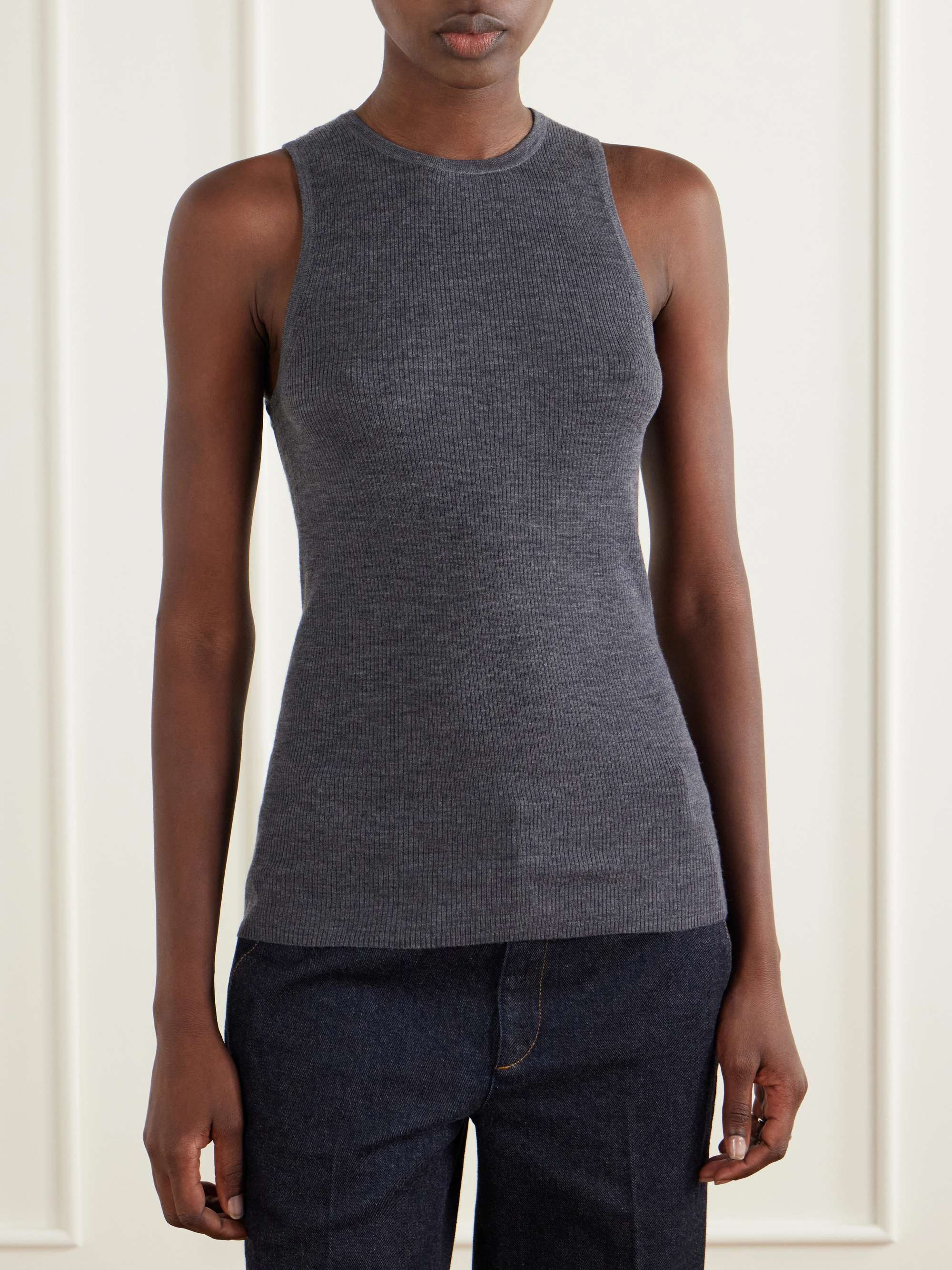 TIBI 