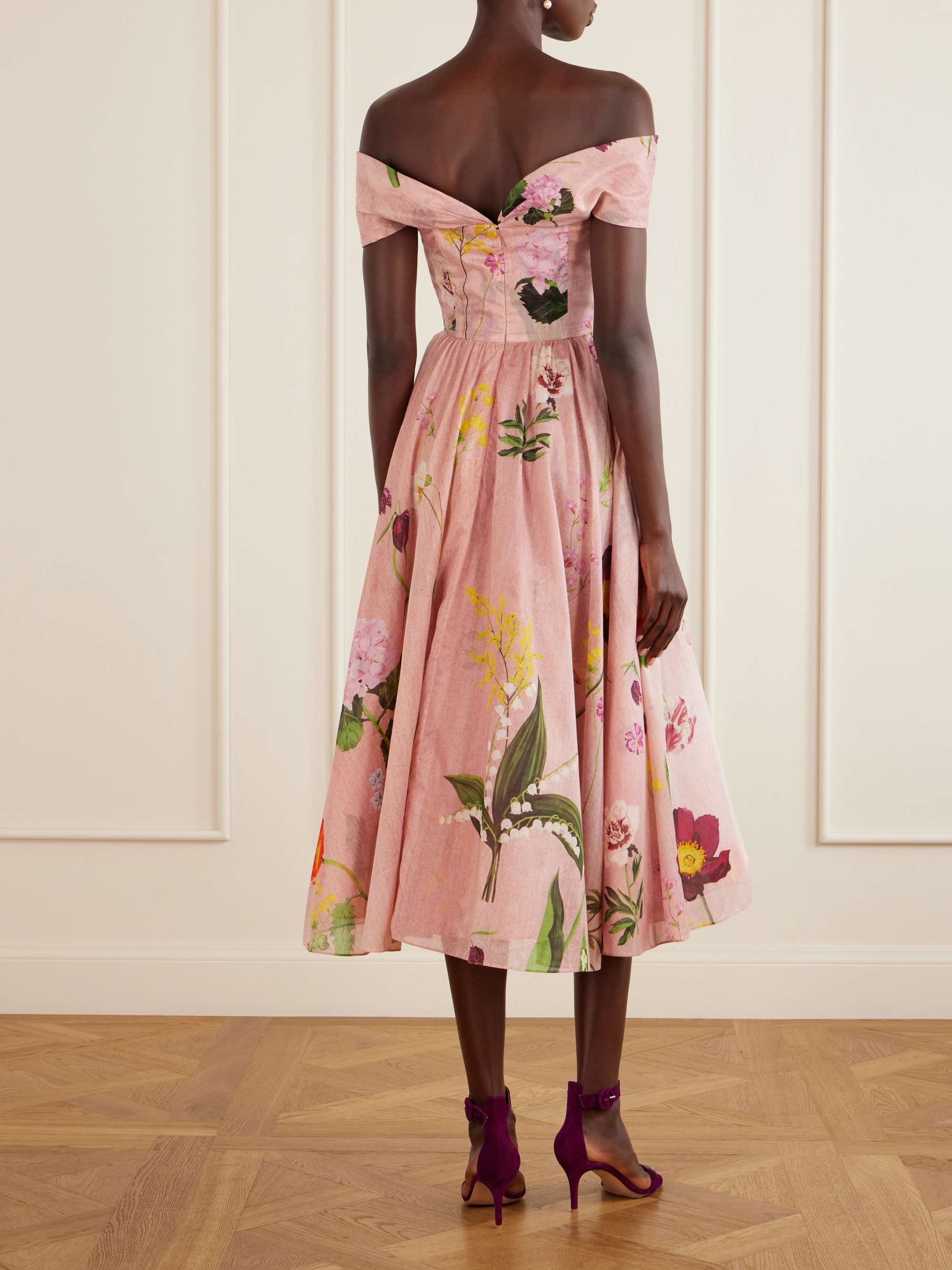 OSCAR DE LA RENTA 