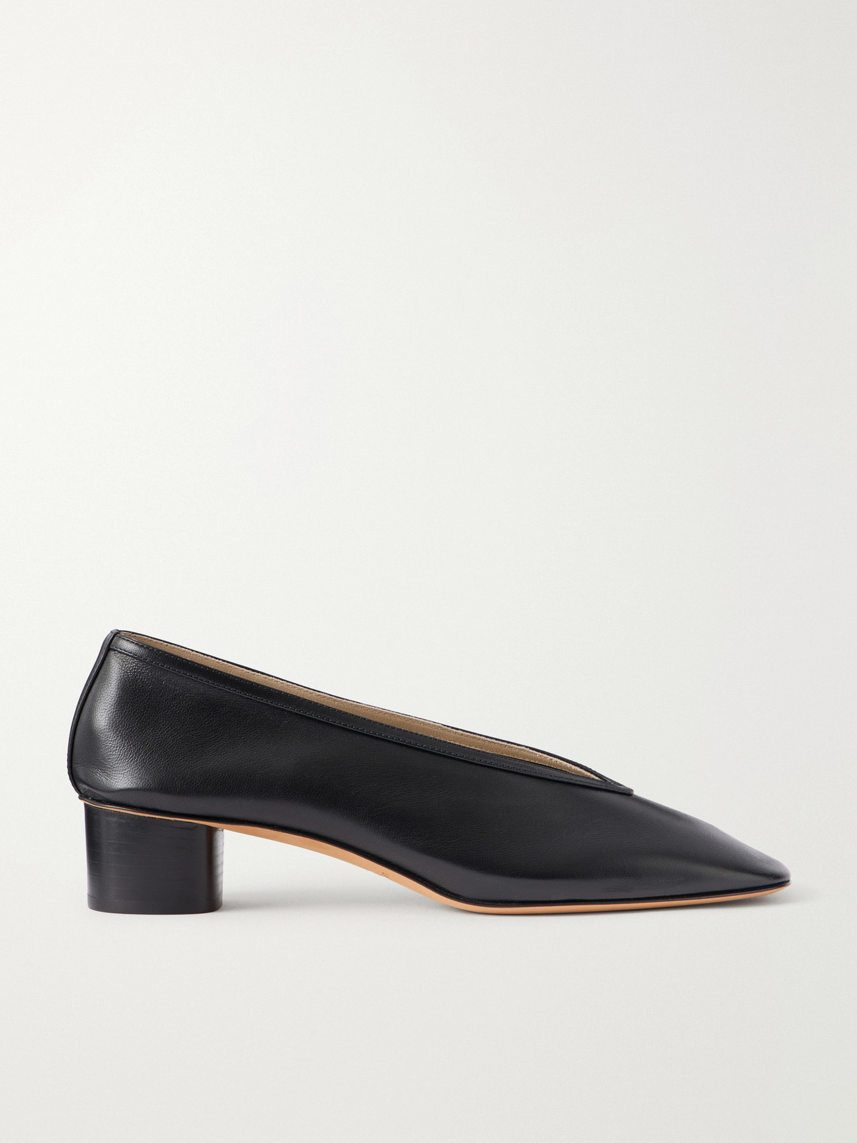 Le Monde Beryl Luna Leather Pumps In Black