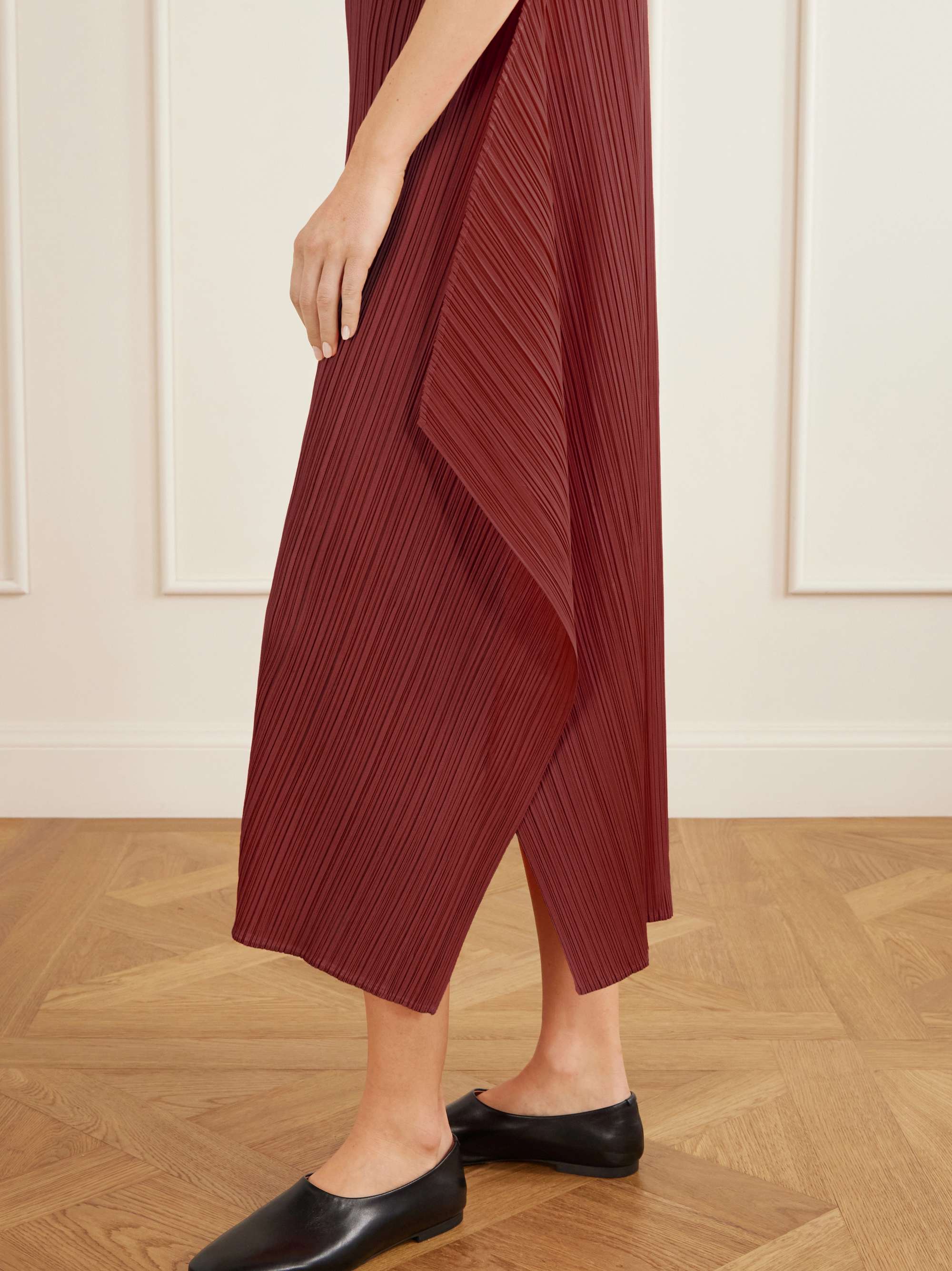 PLEATS PLEASE ISSEY MIYAKE September plissé midi dress | NET-A-PORTER