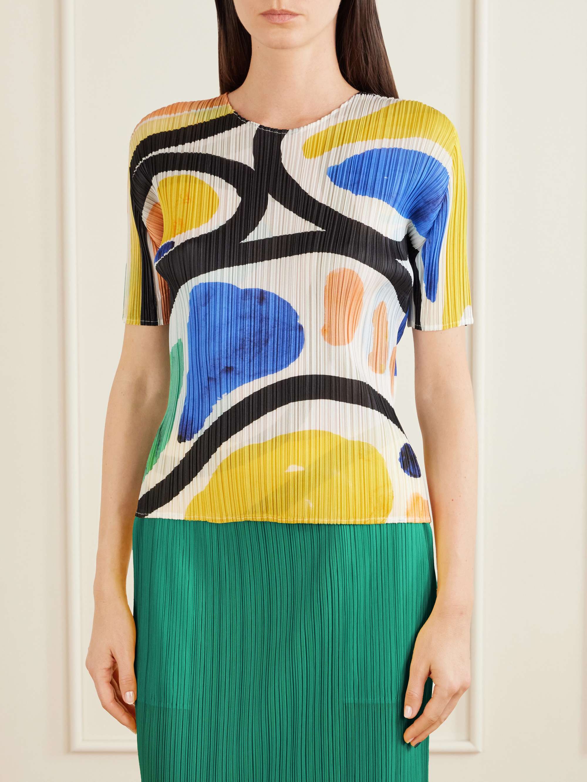 PLEATS PLEASE ISSEY MIYAKE 